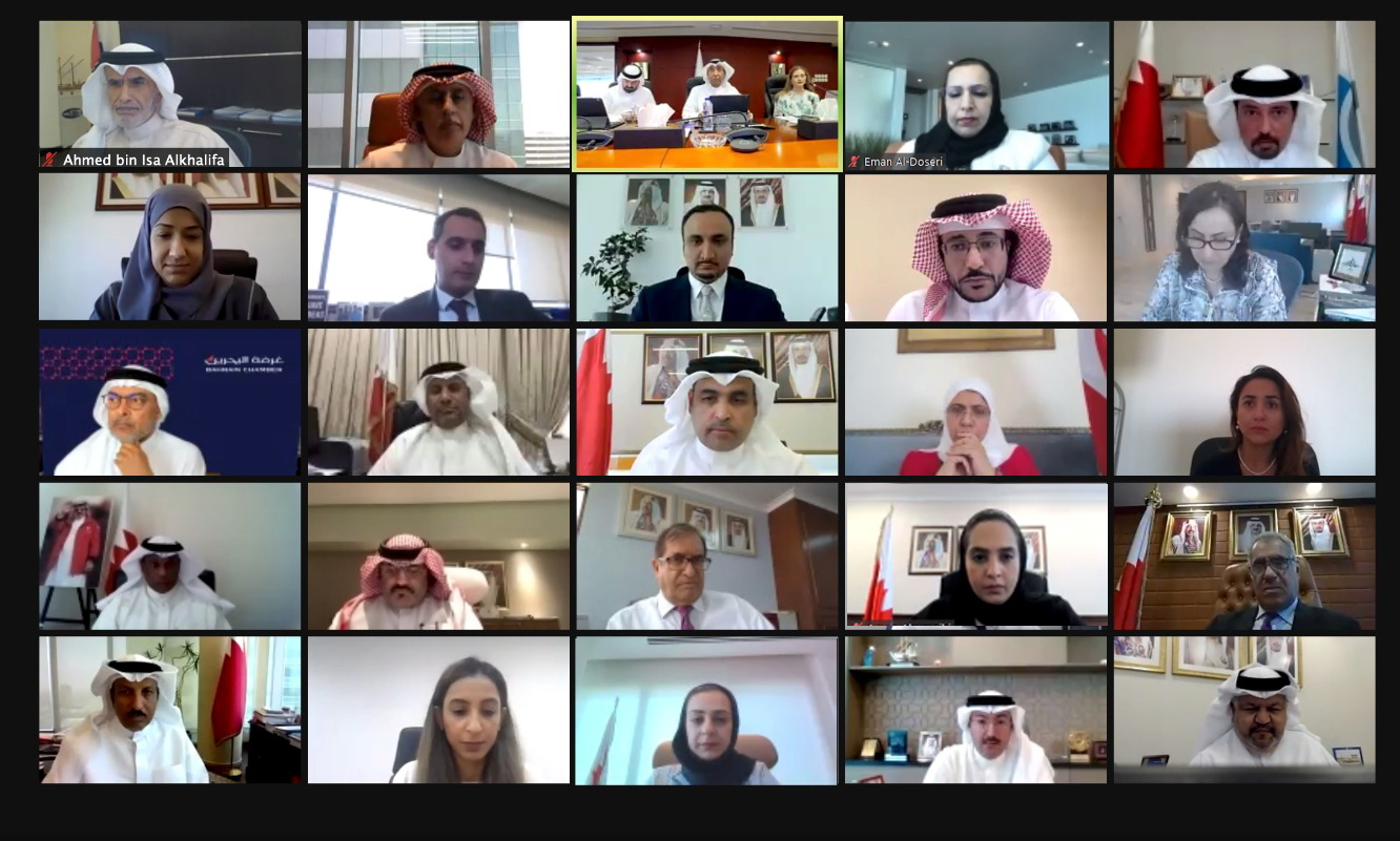 وزير الصناعة والتجارة والسياحة يترأس اجتماع فريق عمل تنفيذ و متابعة توصيات المؤتمر السنوي الثاني للجان الدائمة بغرفة تجارة وصناعة البحرين