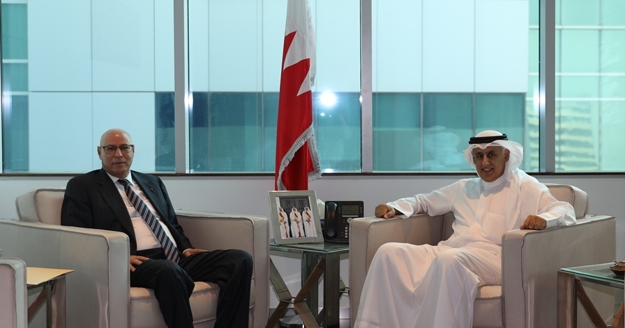 The Minister of Industry, Commerce &amp; Tourism receives Moroccan Ambassador to the Kingdom of Bahrain
