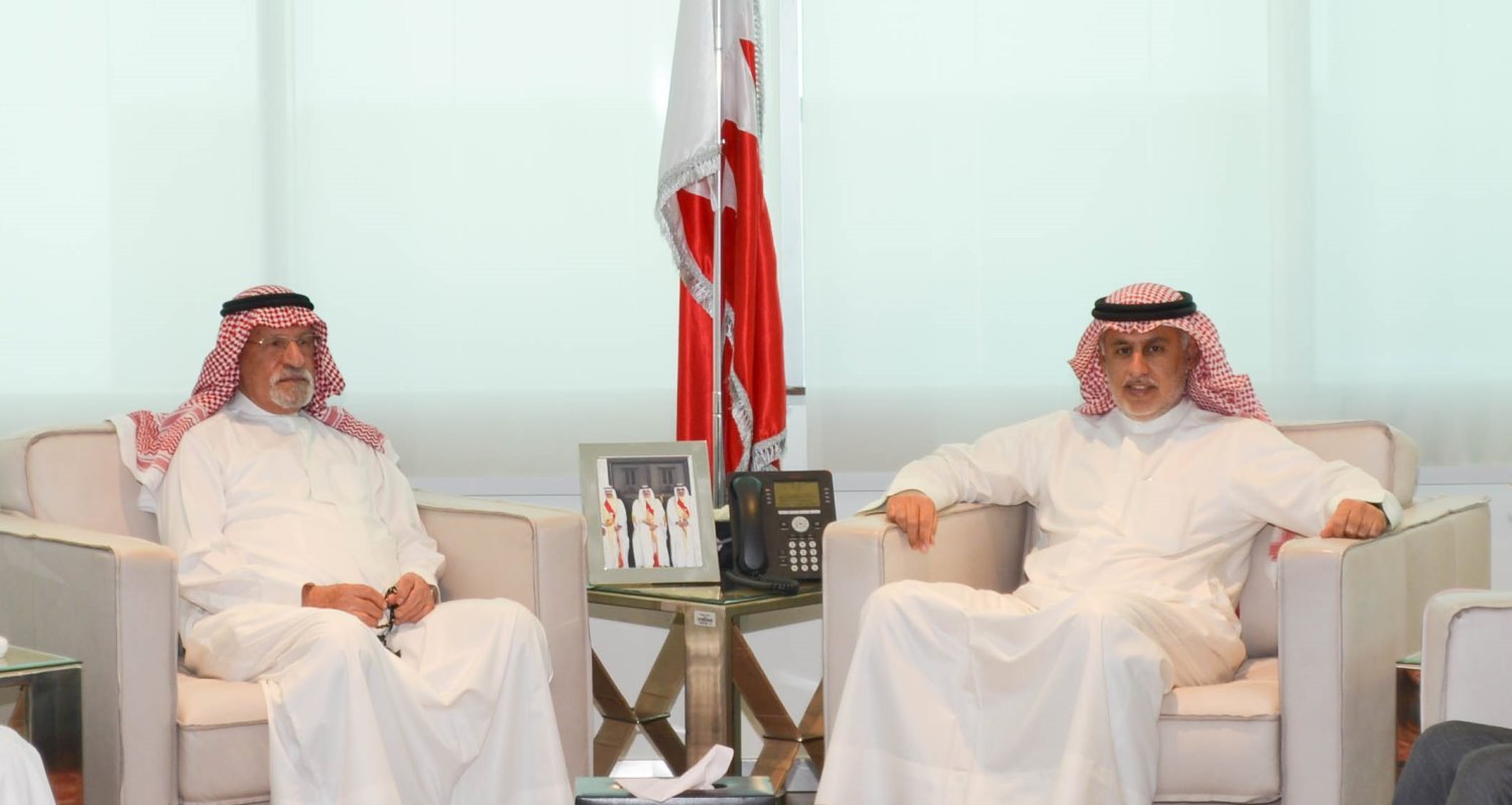 أشاد بدور القطاع الخاص في تعزيز النمو الإقتصادي وزير الصناعة والتجارة والسياحة يستقبل رجل الأعمال السيد عبدالله الكبيسي