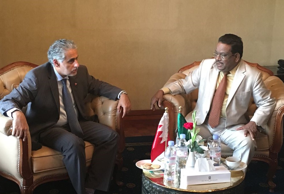 The Minister of Industry, Commerce &amp; Tourism Mr. Zayed R. Alzayani meets Minister of Civil Aviation &amp; Tourism in Bangladesh