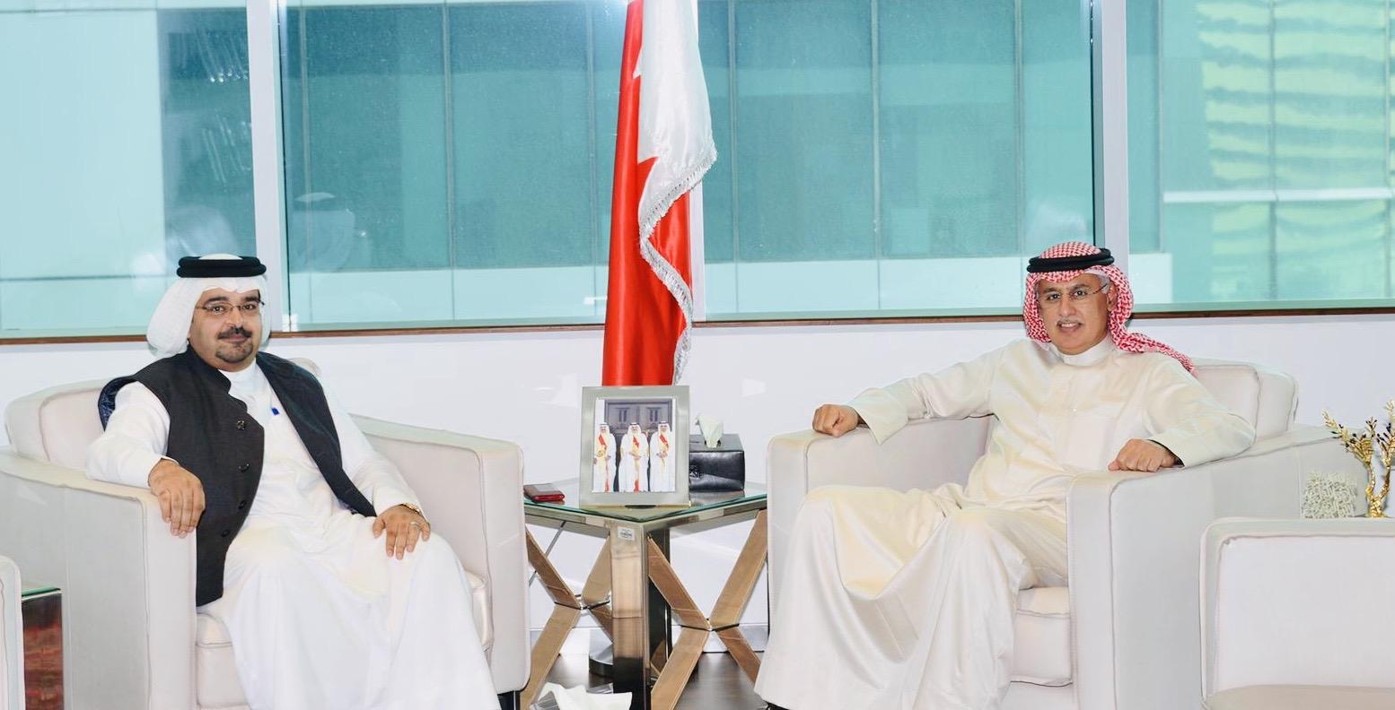  وزير الصناعة والتجارة والسياحة يلتقي منتسبي الدفعة الخامسة من برنامج النائب الأول لتنمية الكوادر الوطنية