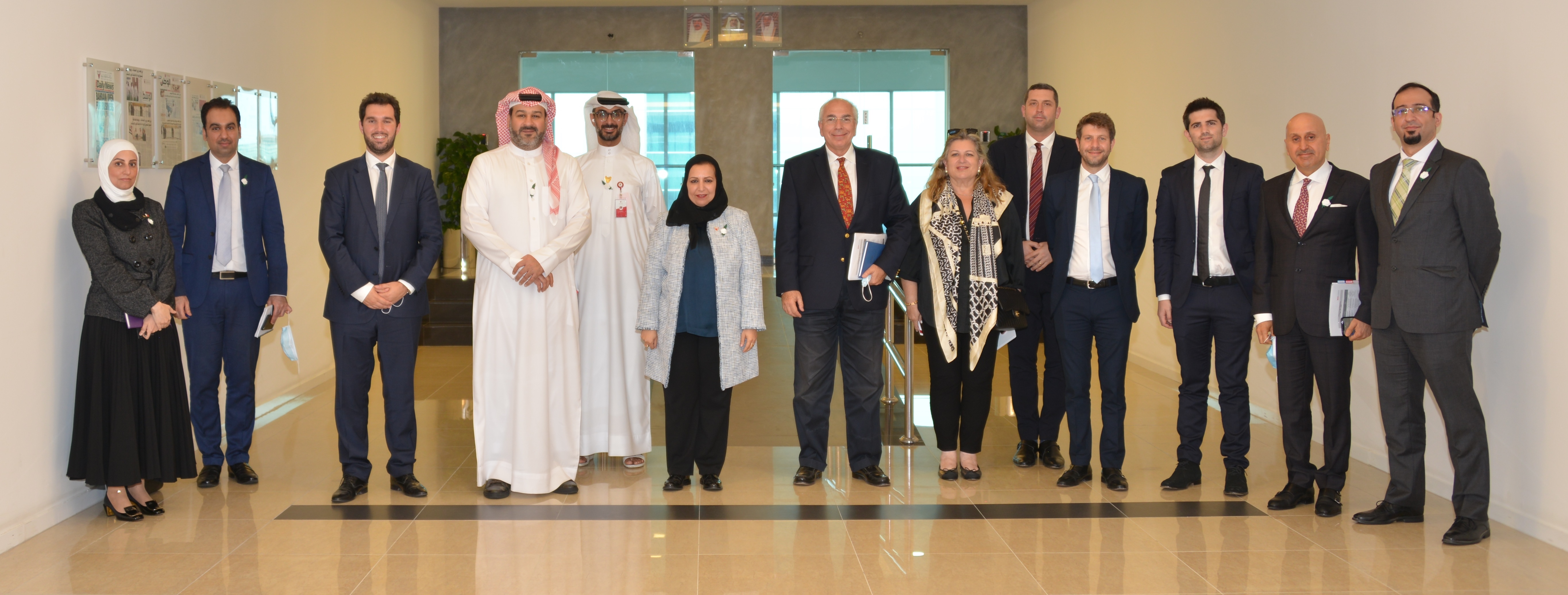  القائم بأعمال وكيل وزارة الصناعة والتجارة والسياحة تجتمع برئيس وأعضاء الوفد الاقتصادي الإسرائيلي