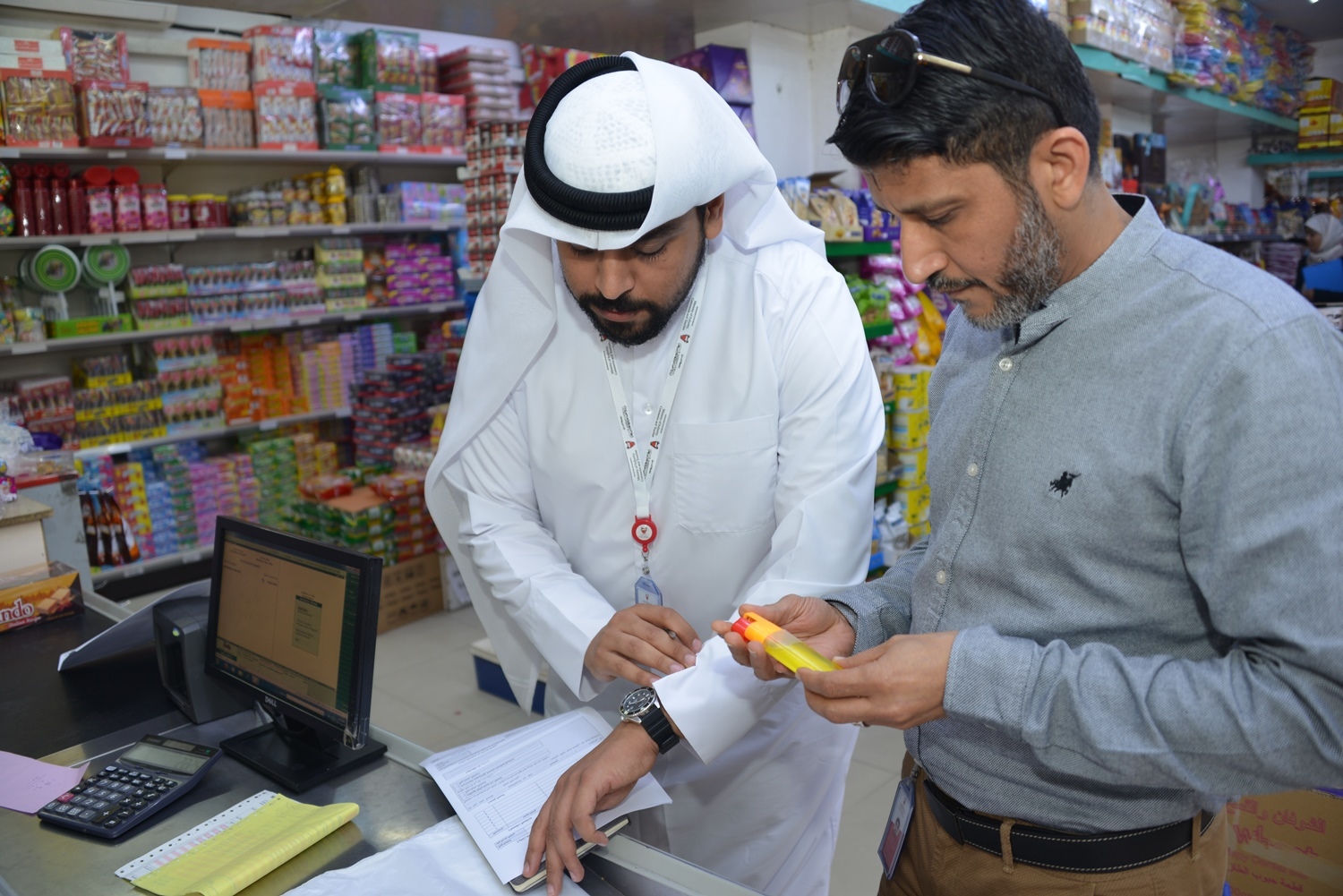 إثر حملة تفتيشية مشتركة بين التجارة والصحة مصادرة أكثر من ستة آلاف لعبة أطفال مخالفة لعدم مطابقتها لمتطلبات اللائحة الخليجية للعب الأطفال