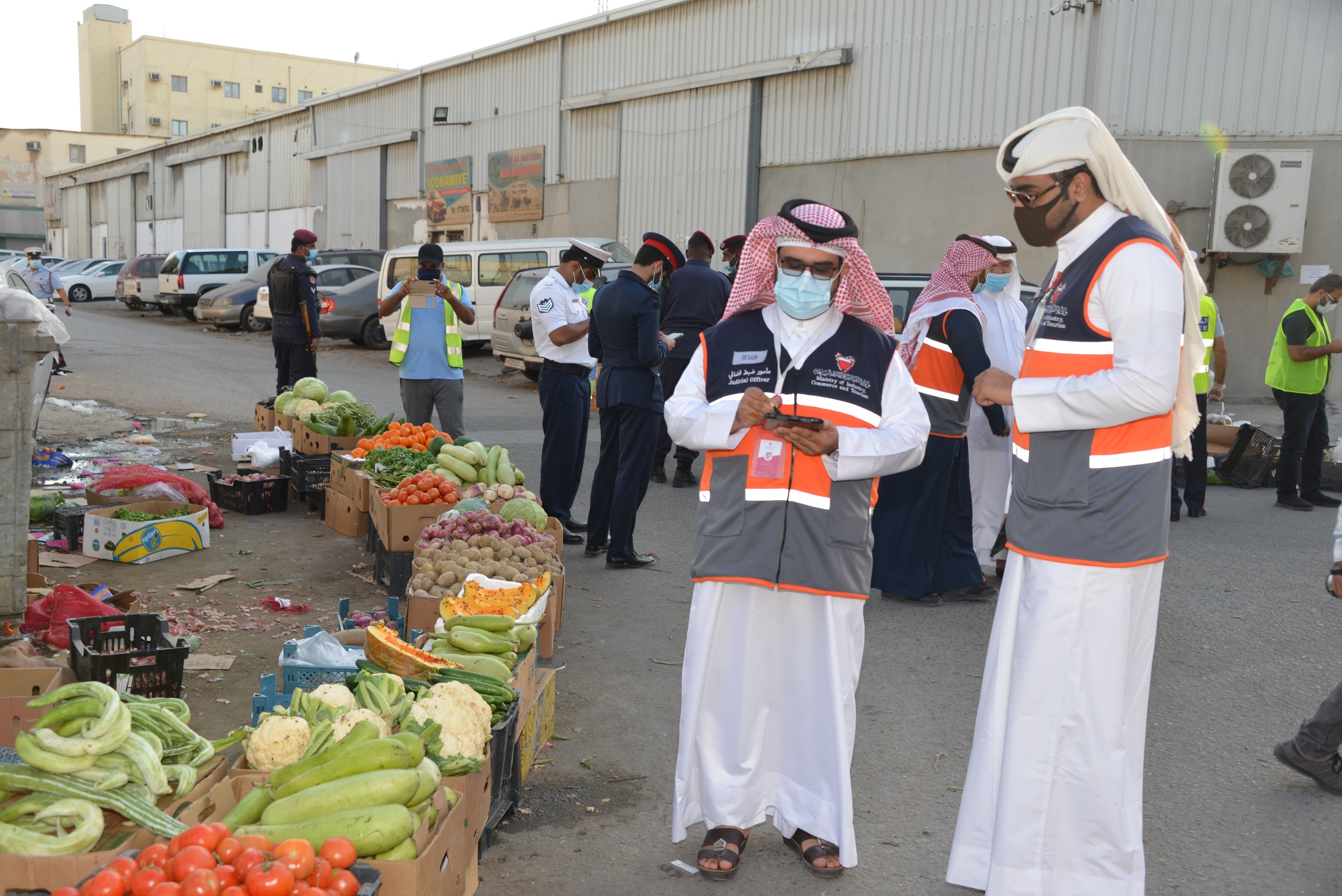 تنفيذ حملات تفتيشية مشتركة لرصد الباعة الجائلين في محافظات المملكة