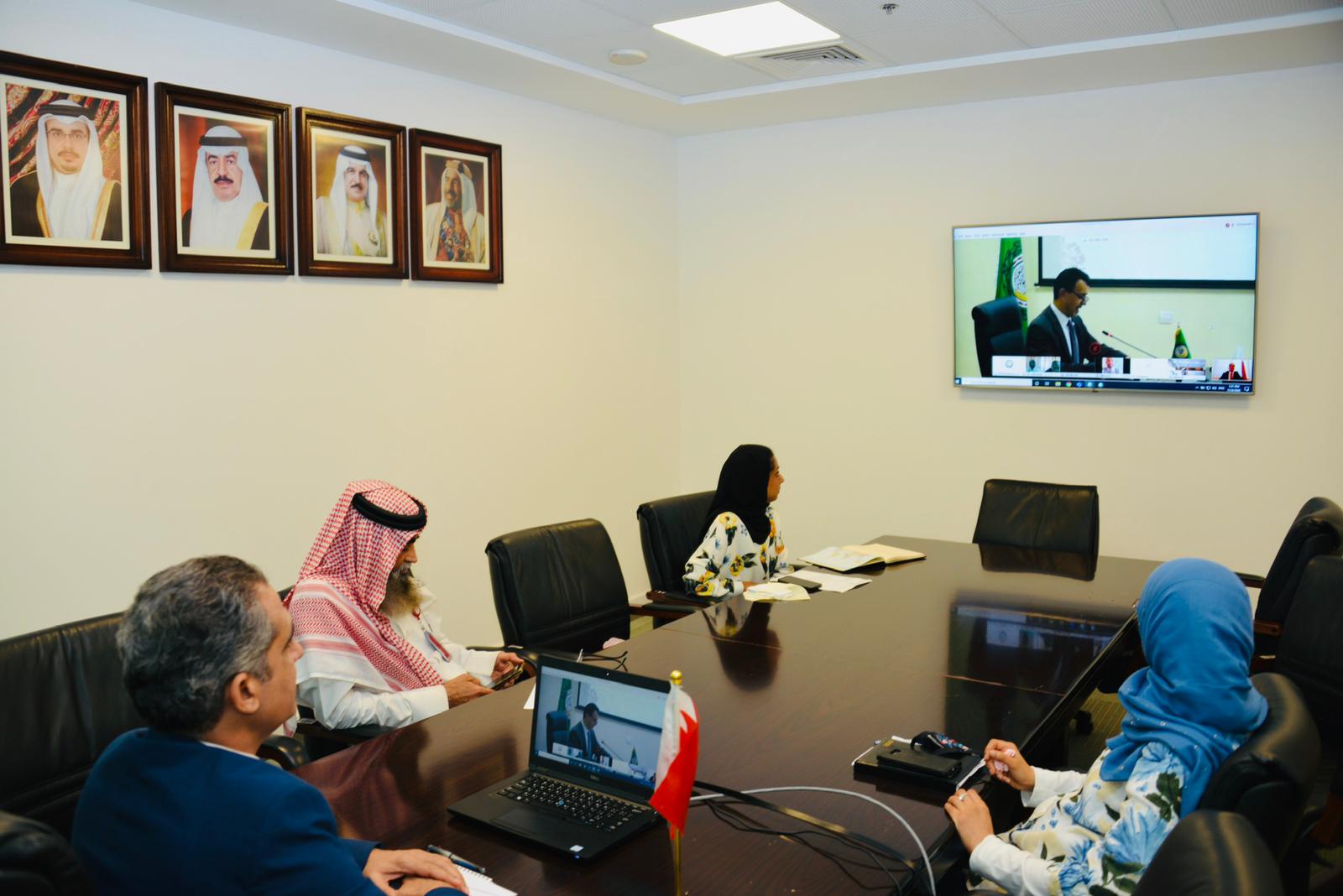 وزارة الصناعة والتجارة والسياحة تشارك في حلقة نقاش حول سبل مواجهة تداعيات وانعكاسات فيروس كورونا (Covid 19 ) على القطاع الصناعي مع المنظمة العربية للتنمية الصناعية والتعدين عبر
