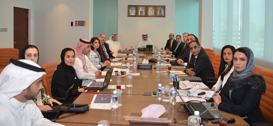 سعادة وزير الصناعة والتجارة والسياحة يترأس الاجتماع السادس لمجلس تنمية المؤسسات الصغيرة والمتوسطة