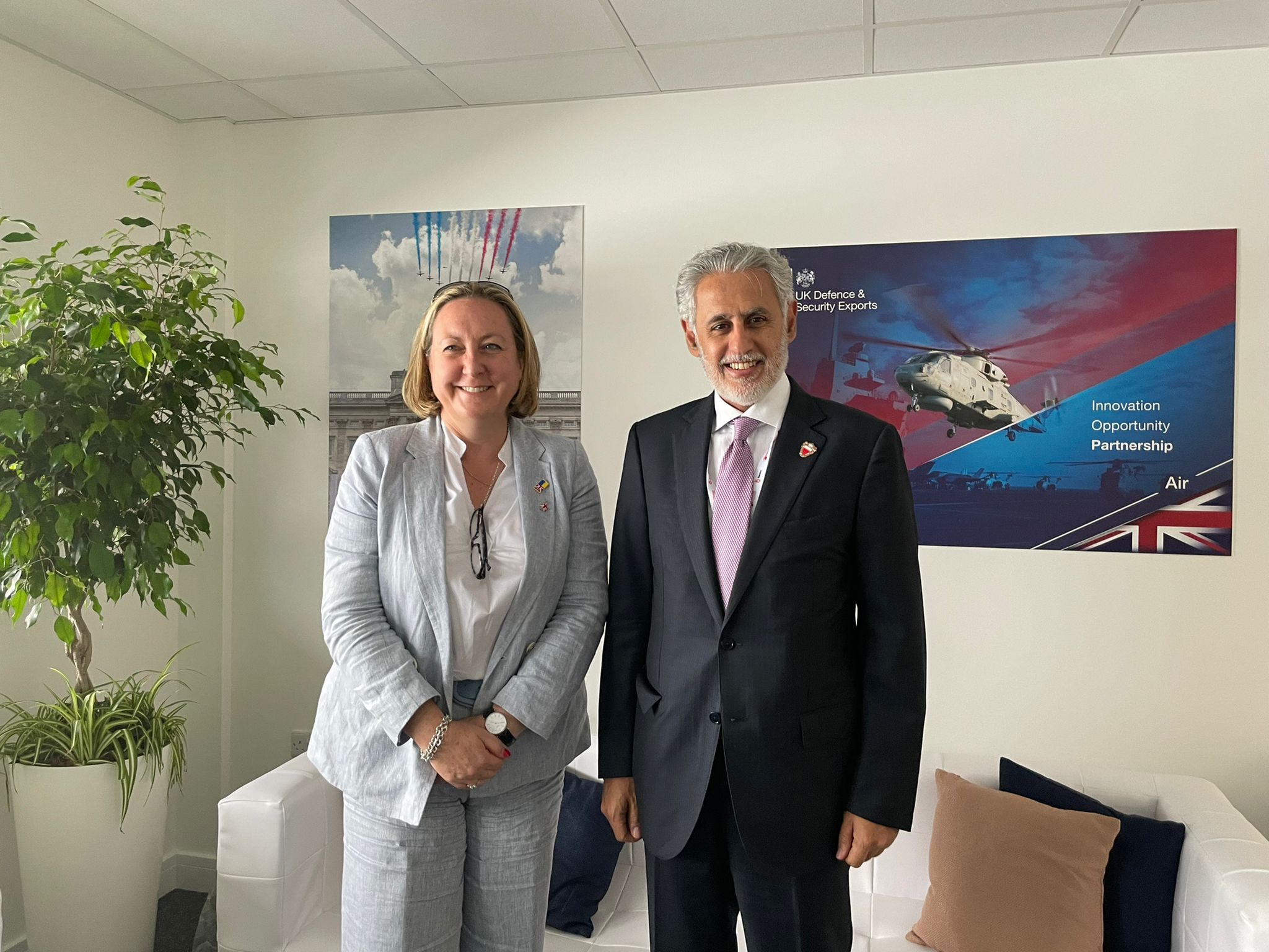 During his official visit to the UK Minister of Industry and Commerce meets British Secretary of State for International Trade