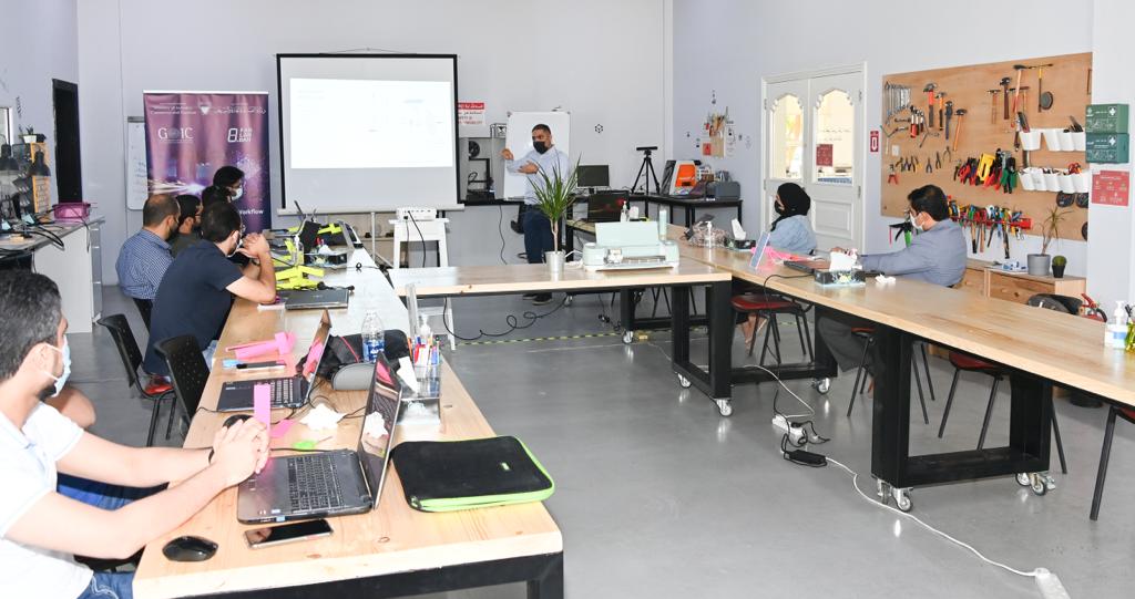بالتعاون مع منظمة الخليج للاستشارات الصناعية وزارة الصناعة والتجارة والسياحة تطلق سلسلة من ورش العمل في أساسيات الثورة الصناعية الرابعة
