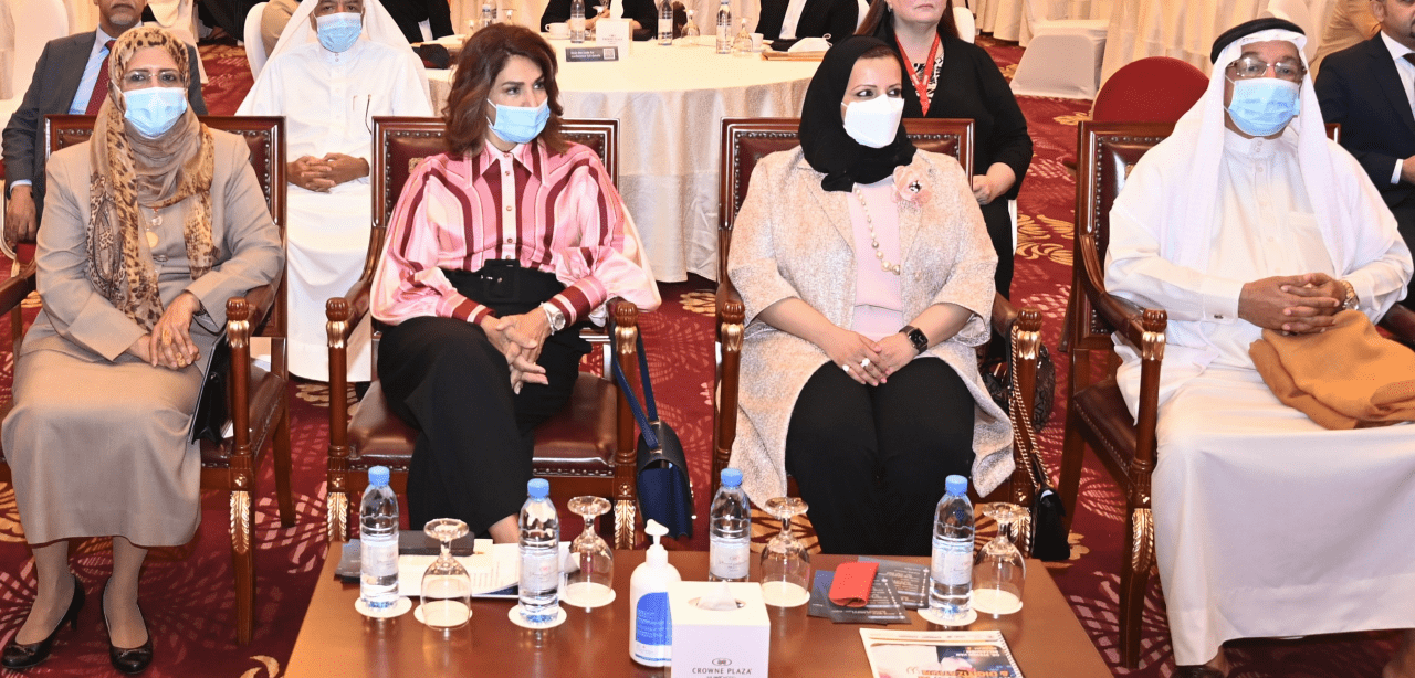 برعاية وزير الصناعة والتجارة والسياحة وكيل وزارة الصناعة والتجارة والسياحة تفتتح أعمال المؤتمر السنوي الخليجي السابع لخدمة العملاء والمراجعين بمشاركة 150 فردًا من مختلف القطاعات
