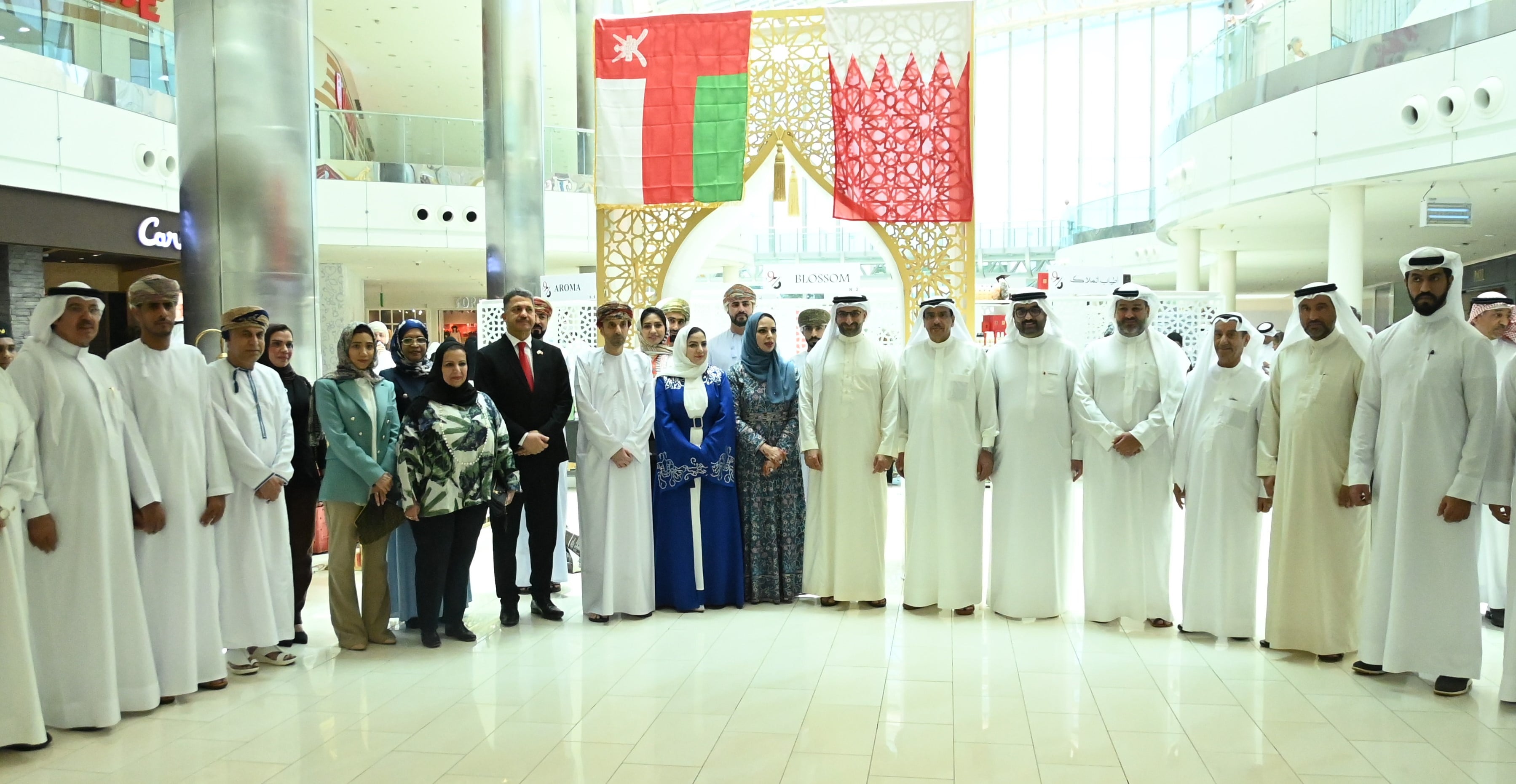 ndustry and Commerce Minister Launches First SMEs Development Exhibition (Omani-Bahraini Products)