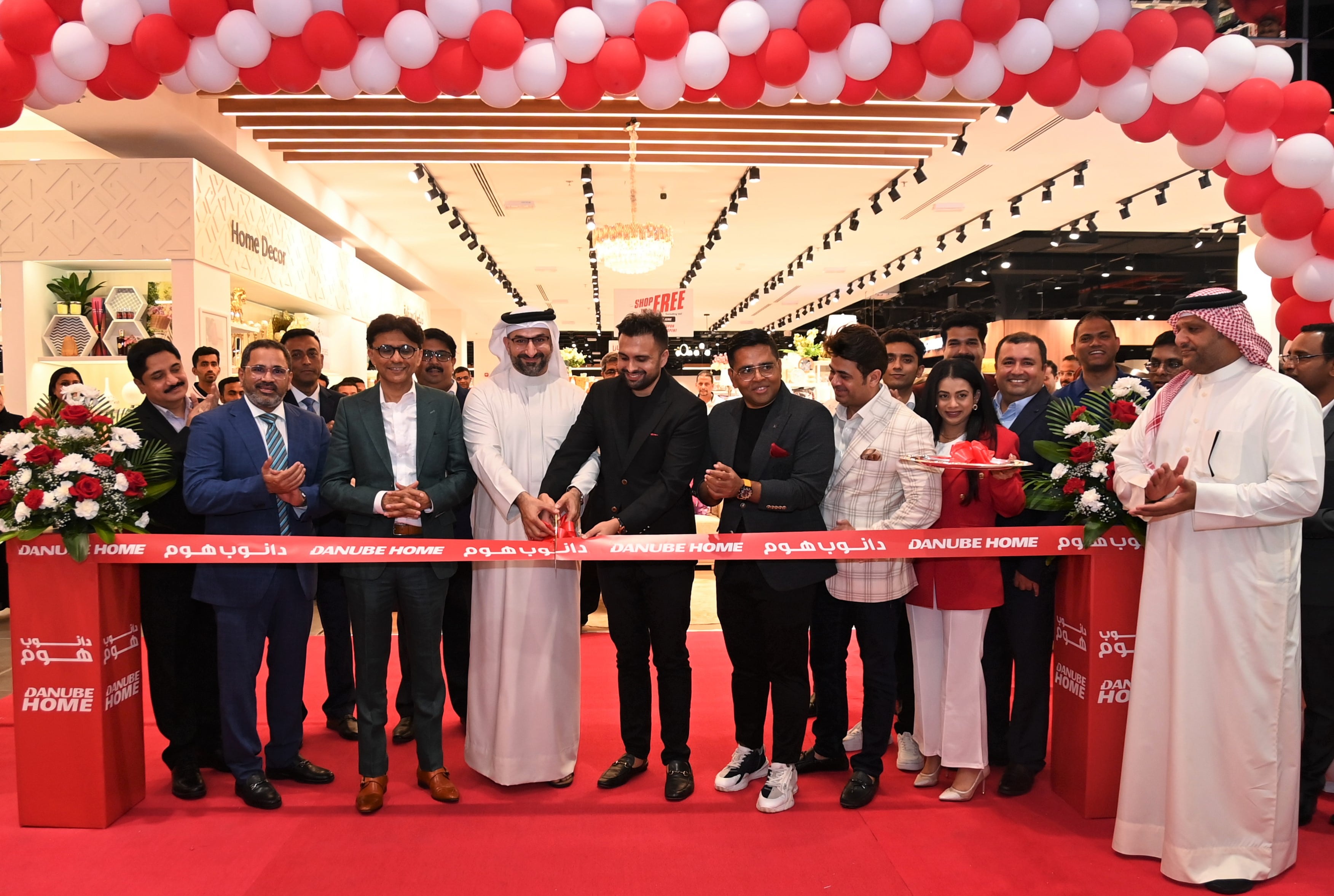 Industry and Commerce Minister inaugurates Danube Home showroom II in Hidd