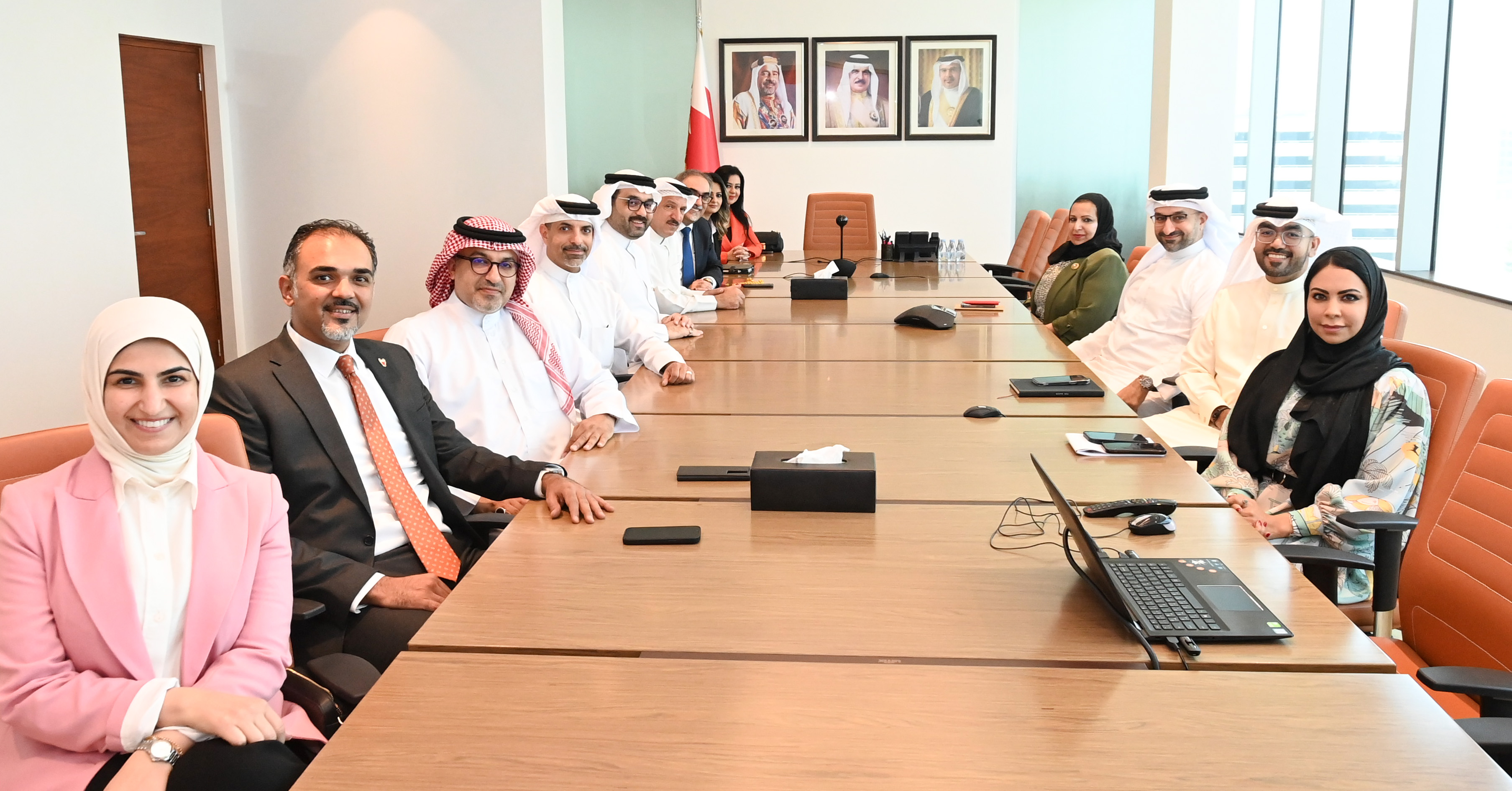 Industry and Commerce Minister Meets Chairman of SMEs Development Society