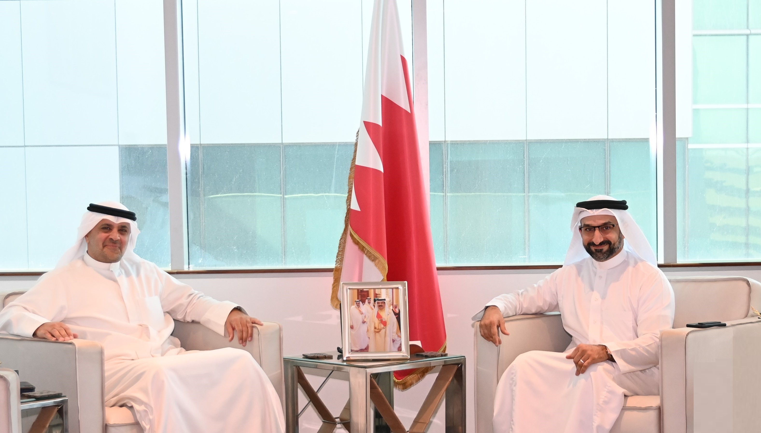 Industry Minister Meets Board Chairman of Foulath, Steel companies