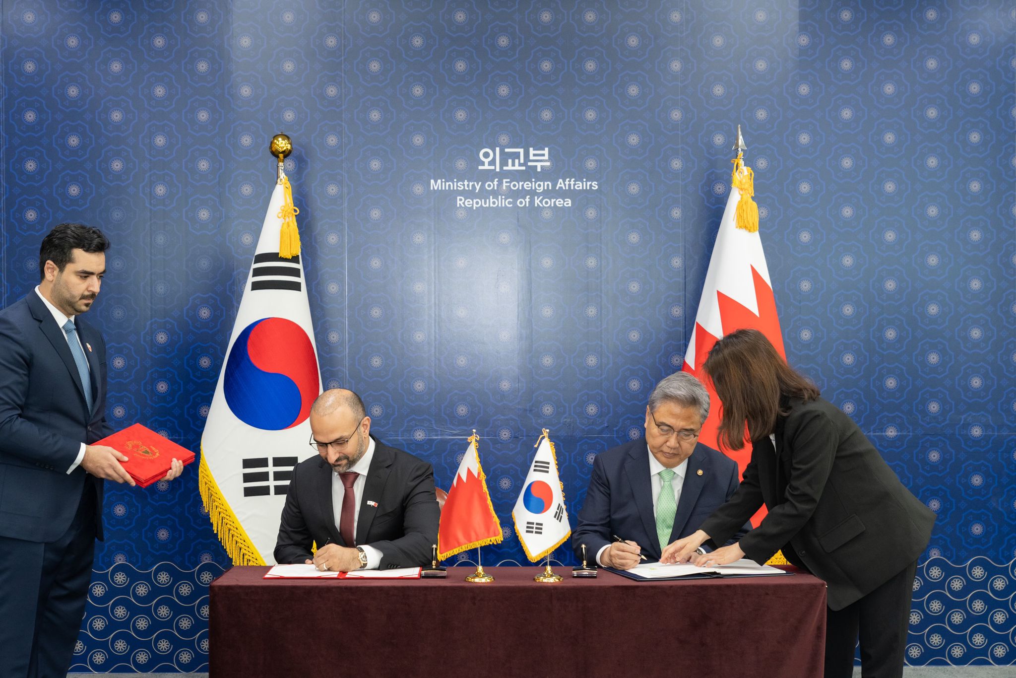 Air Services Agreement Signed Between Bahrain and Korea