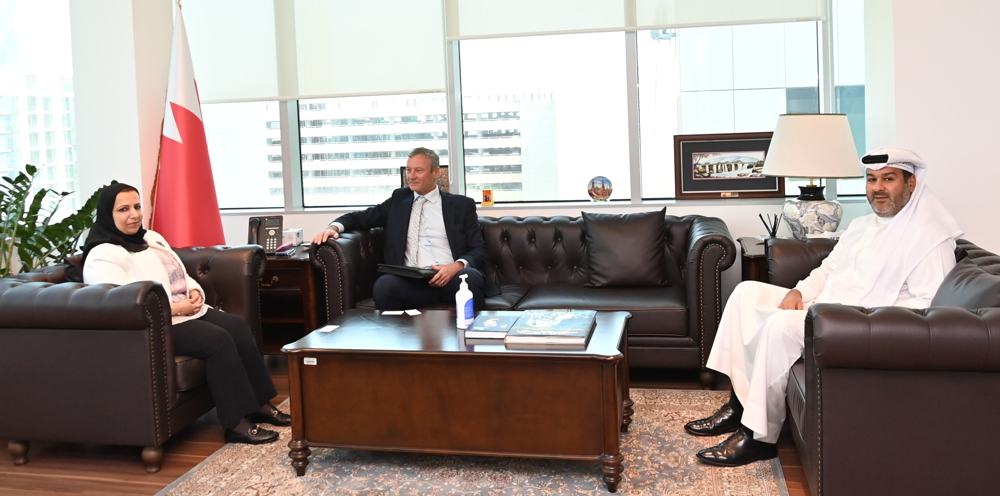 Undersecretary of the Ministry of Industry and Commerce receives New Zealand Ambassador-designate to Bahrain