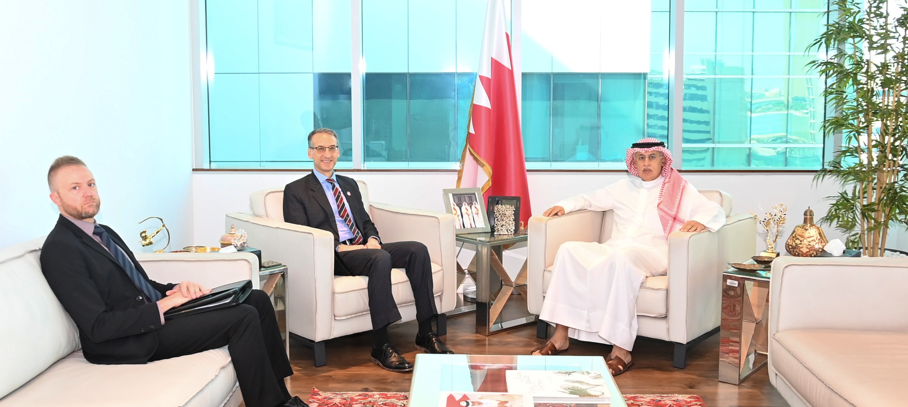 Minister of Industry and Commerce Receives US Ambassador