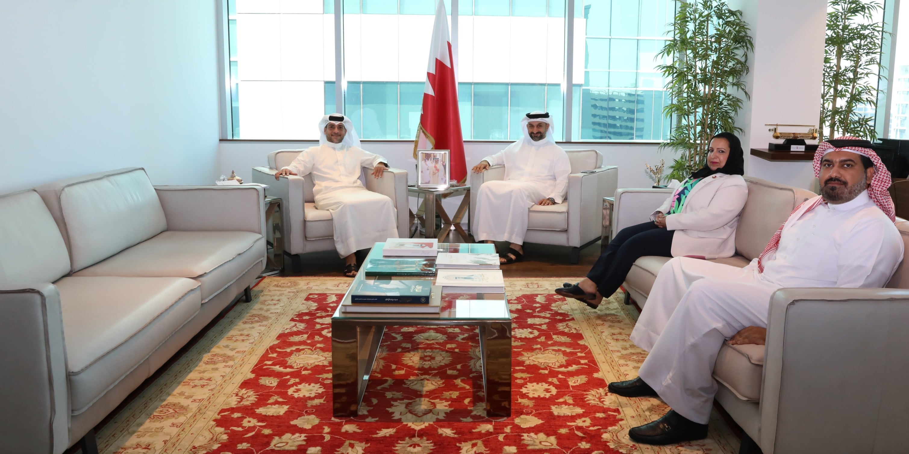 Minister of Industry and Commerce Receives Uco Engineering CEO