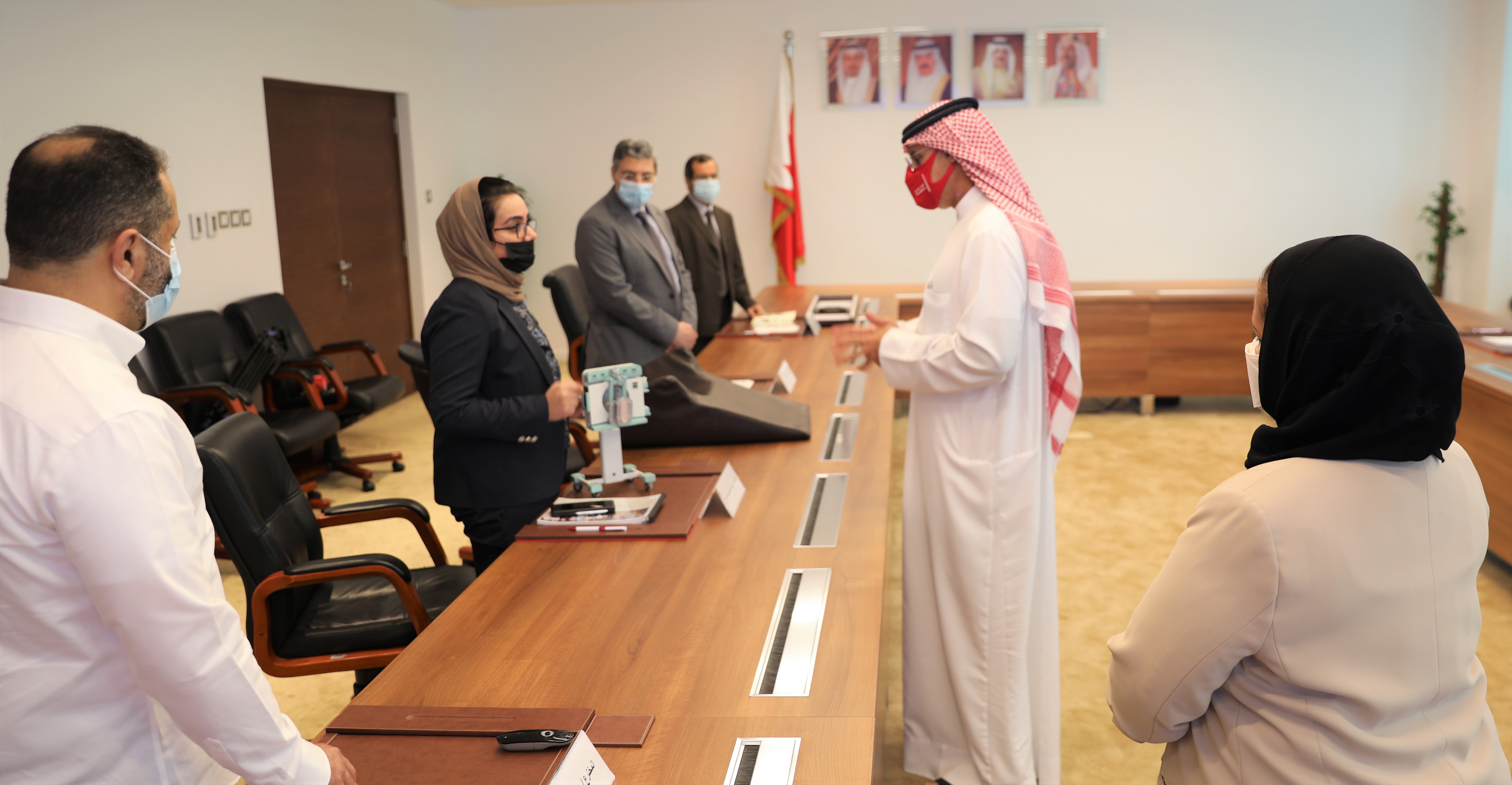 On the occasion of the World Intellectual Property Day: Industry, Commerce and Tourism Minister Honours Bahraini Inventors