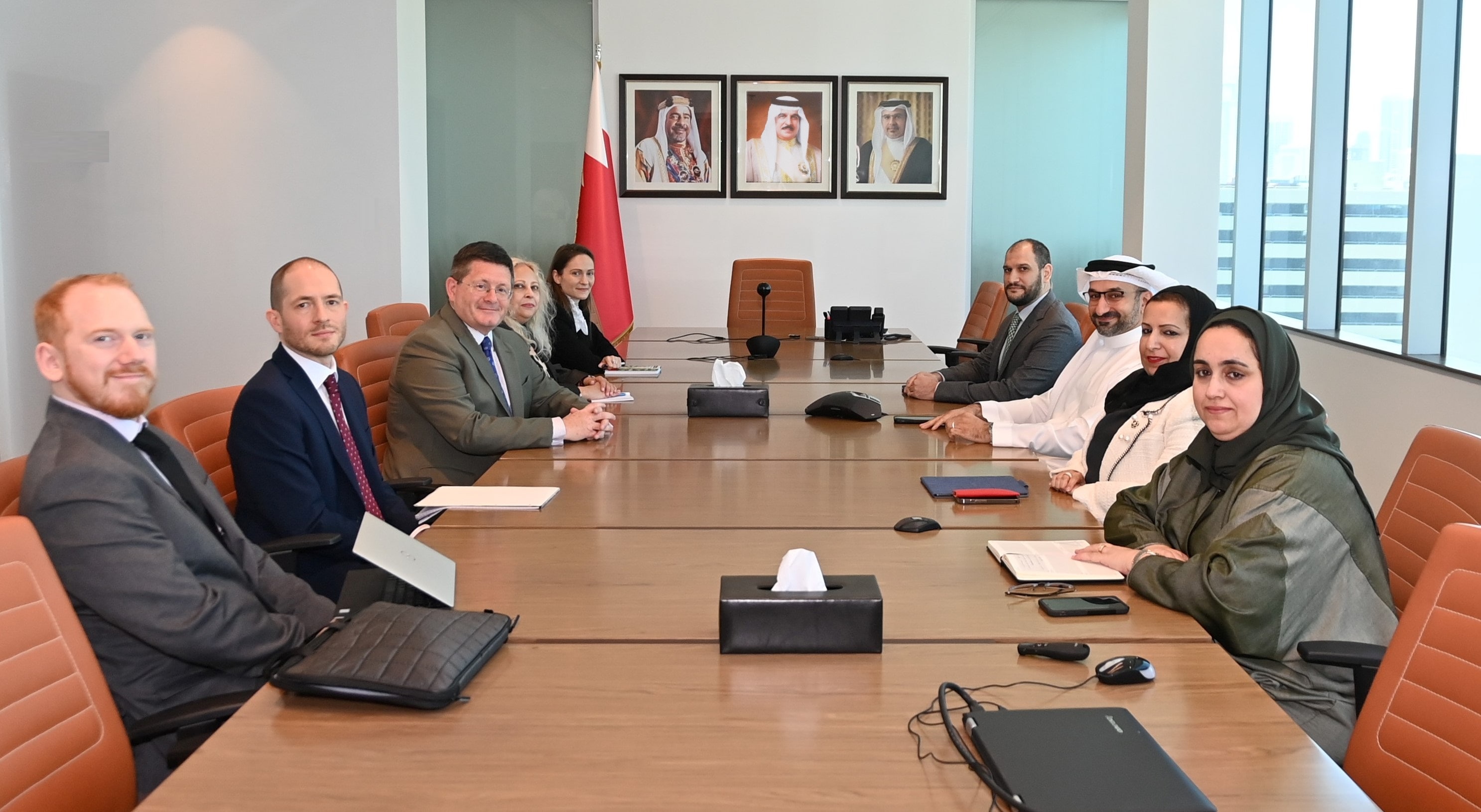 Minister of Industry and Commerce Receives UK Chief Negotiator for the UK-GCC (FTA)