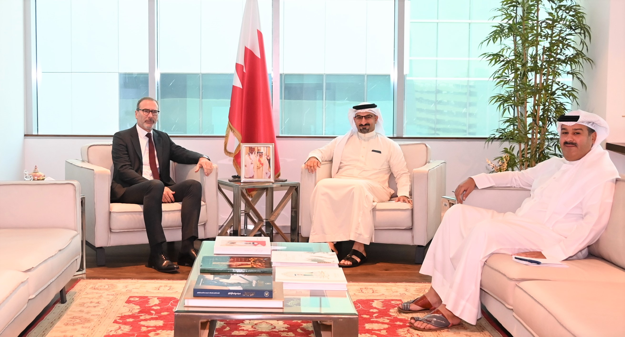 Minister of Industry and Commerce Receives German Ambassador