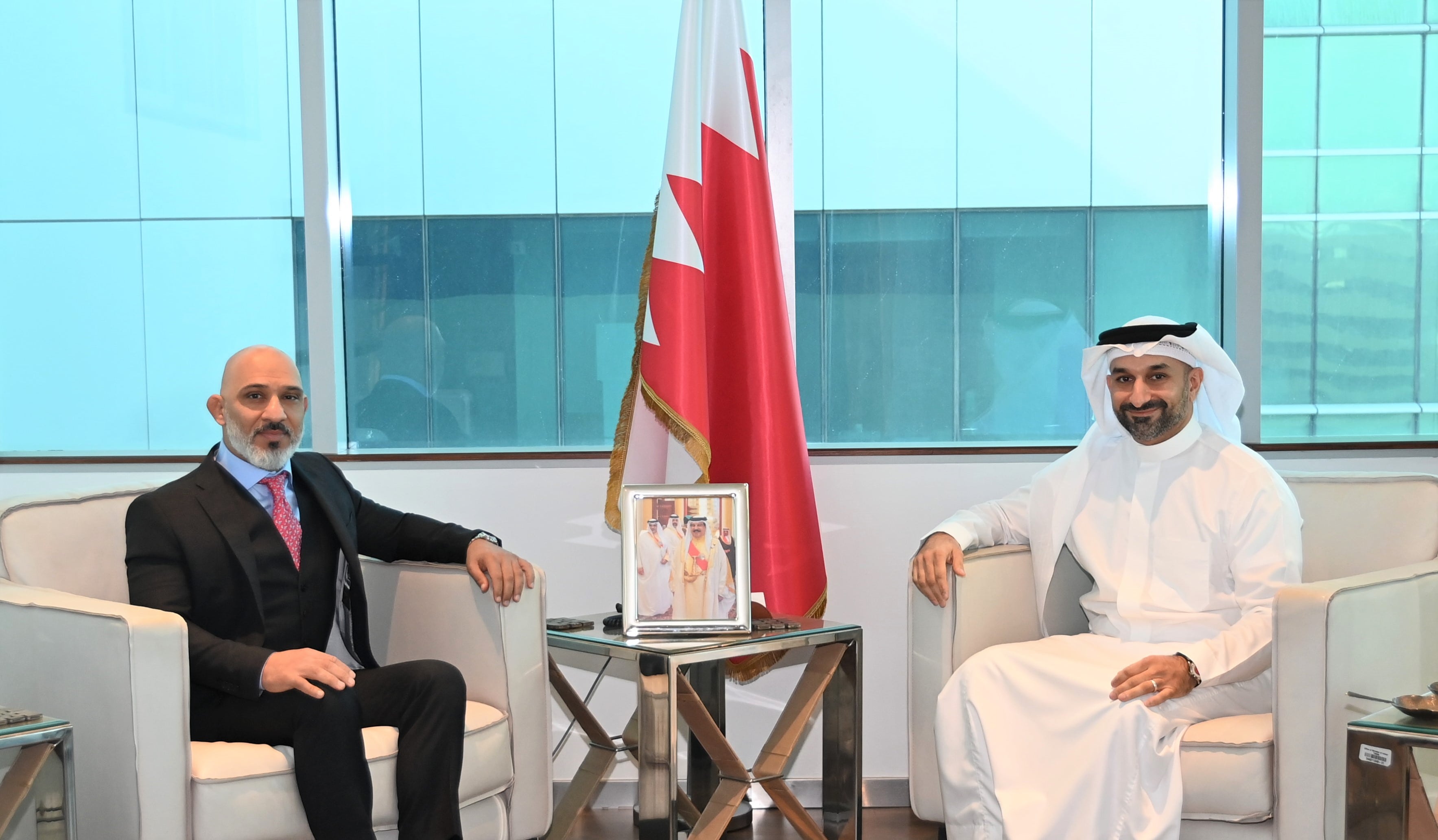 Minister of Industry and Commerce Receives Shura Council Member Redha Monfaradi