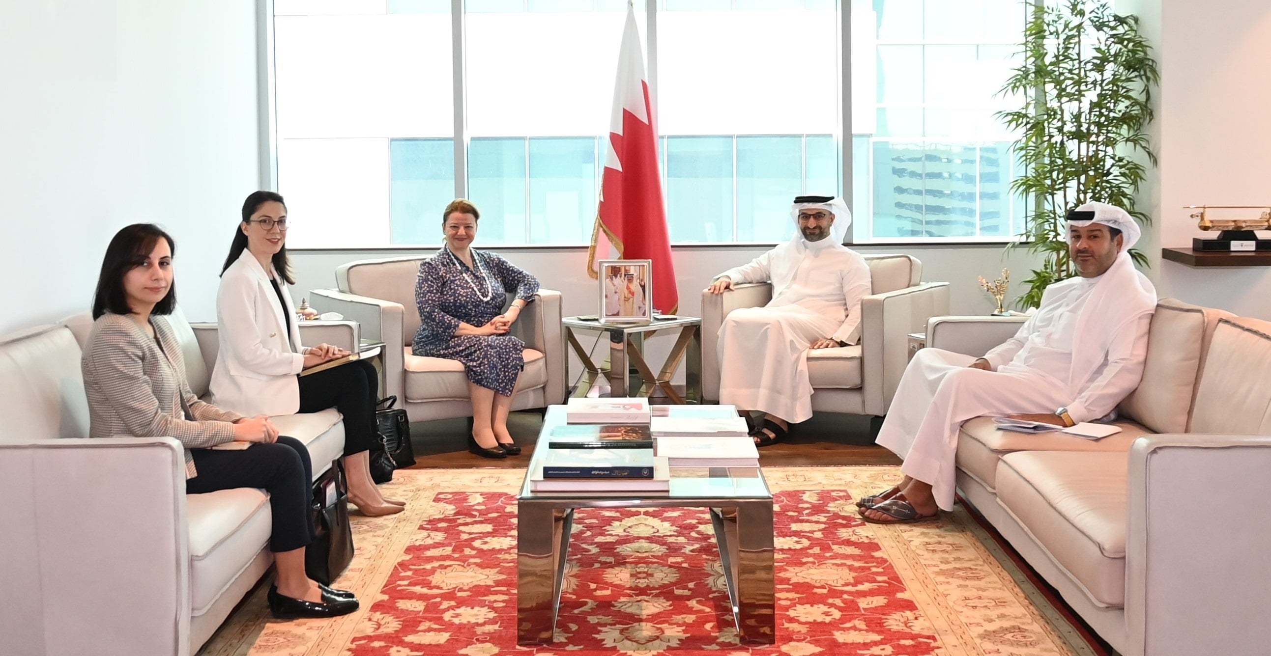 Industry and Commerce Minister receives Turkish Ambassador to the Kingdom of Bahrain