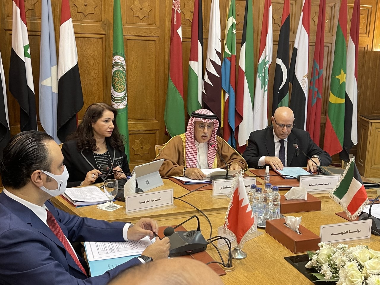 ألقى كلمة افتتاحية بمستهل أعمال اجتماع المكتب التنفيذي للمجلس الوزاري العربي للسياحة لدورة العادية (24) بالقاهرة وزير الصناعة والتجارة والسياحة رئيس مجلس إدارة هيئة البحرين للسياحة والمعارض: مملكة البحرين تدعم تفعيل السياحة البينية العربية