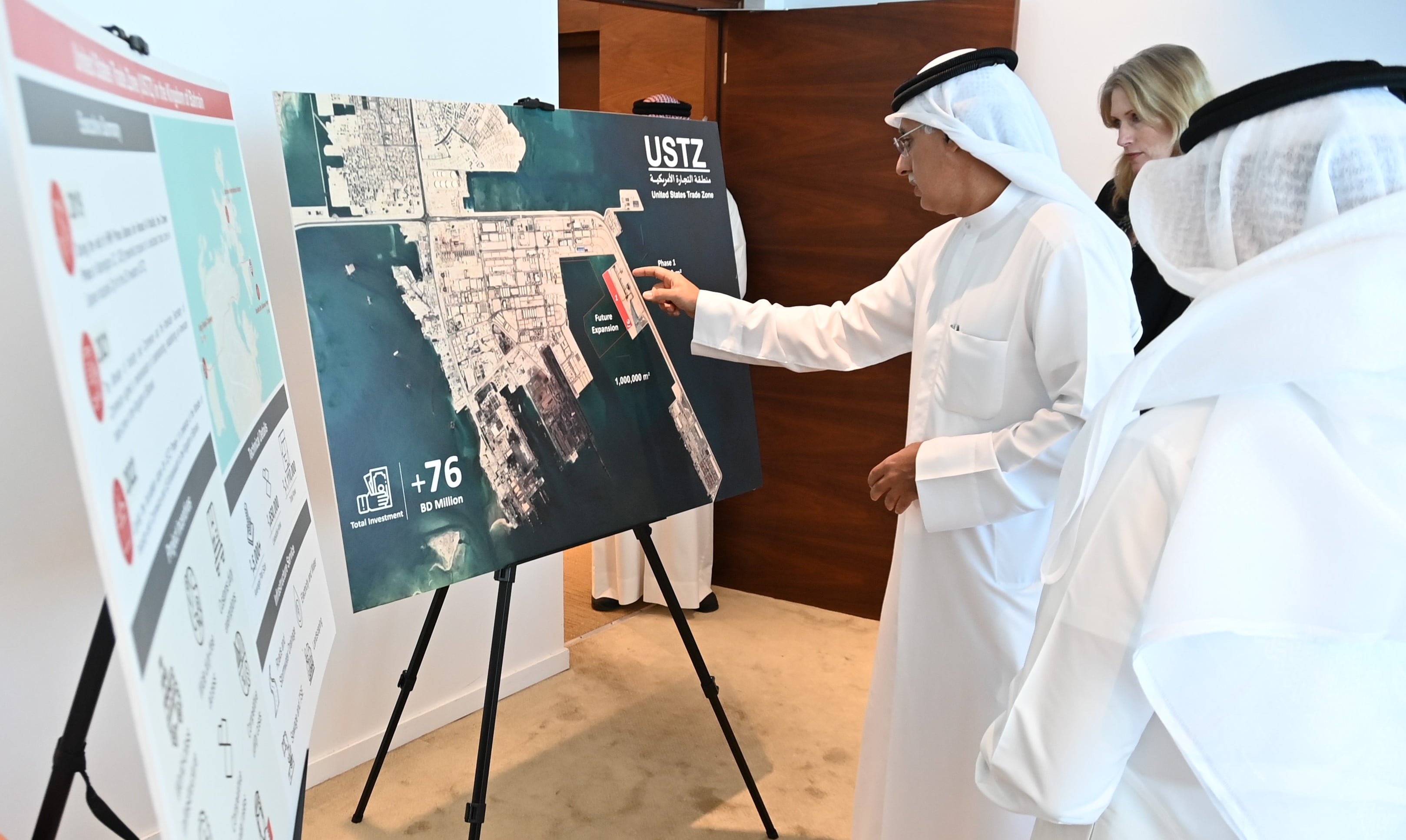 Minister of Industry and Commerce and Bahrain Ambassador to the US visit the American Trade Zone in Salman Industrial City