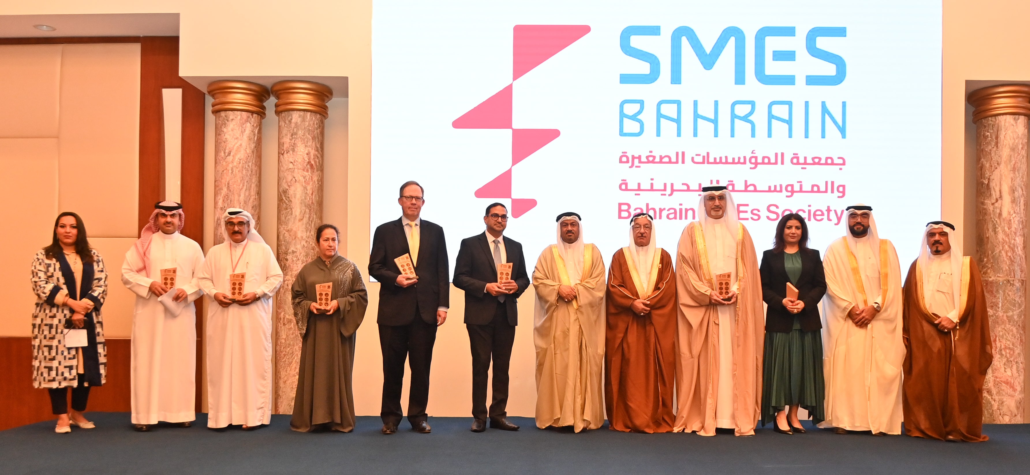 الوكيل المساعد لتنمية الصناعة يشارك في حفل افتتاح النسخة السنوية الحادية عشر لقمة اليوم العالمي للمؤسسات الصغيرة والمتوسطة