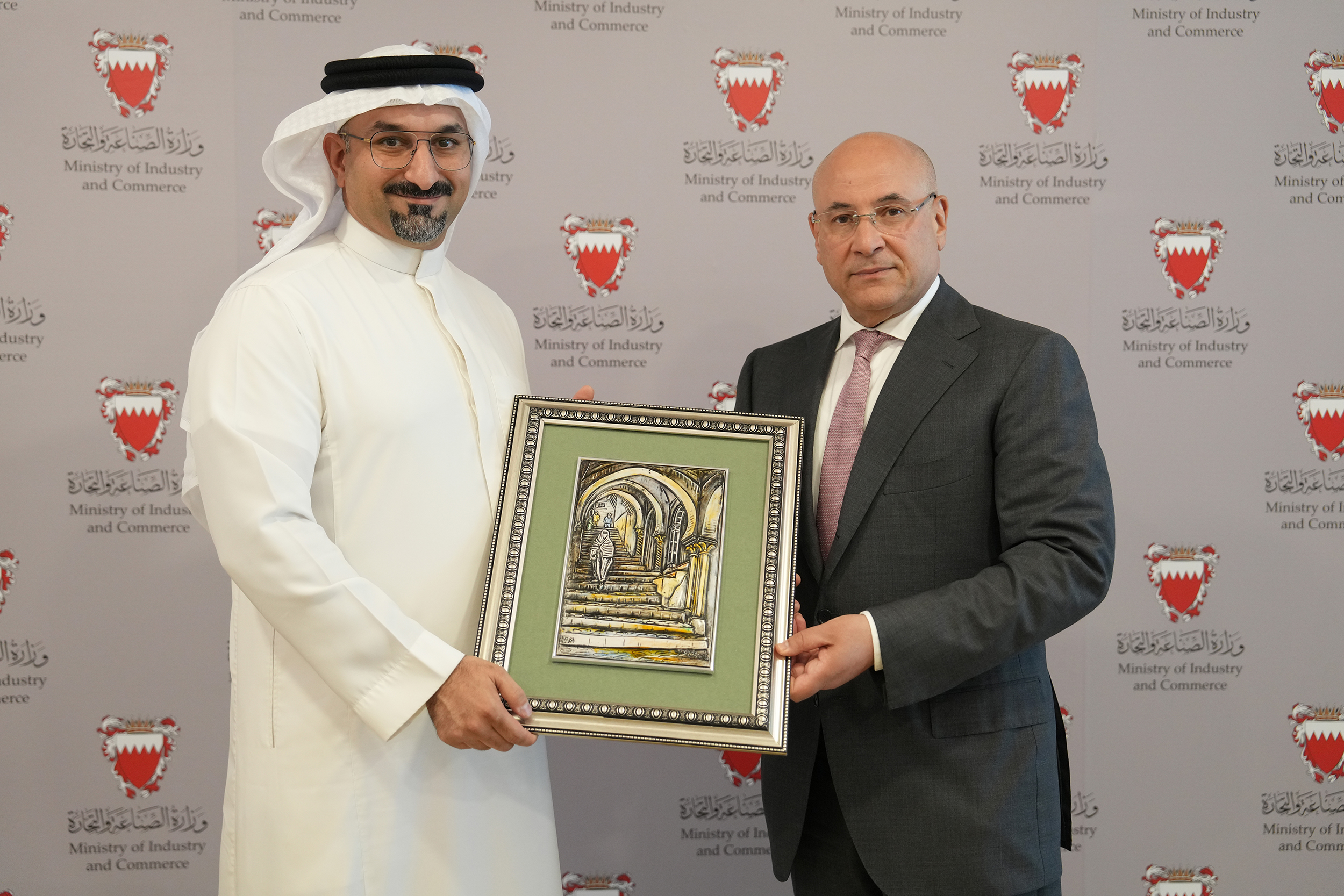 Minister of Industry and Commerce Meets Algerian Minister of Trade and Export Promotion
