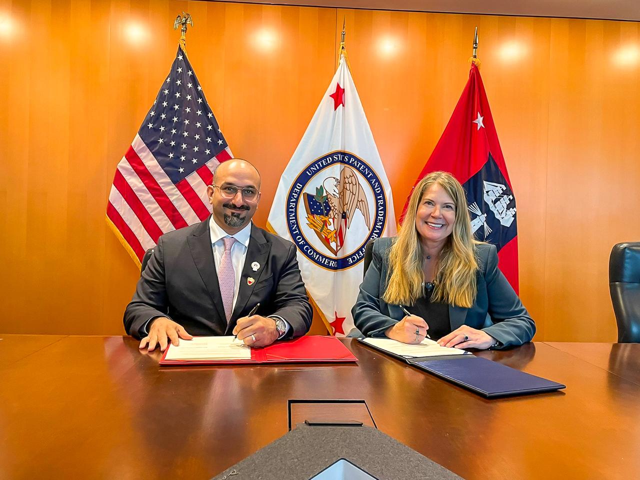 Minister of Industry and Commerce attends agreement signing on fast-track system for technical examination of patents with US Patent Office