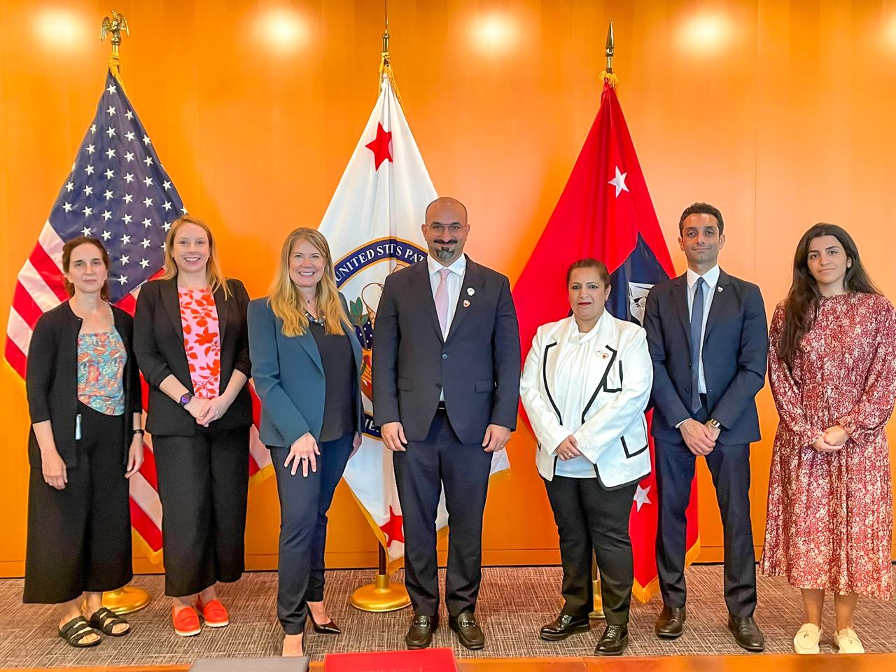 Minister of Industry and Commerce attends agreement signing on fast-track system for technical examination of patents with US Patent Office