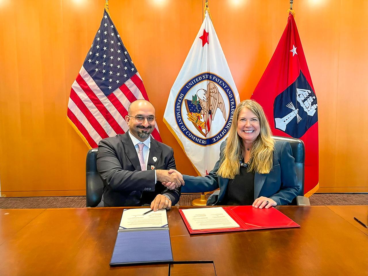 Minister of Industry and Commerce attends agreement signing on fast-track system for technical examination of patents with US Patent Office