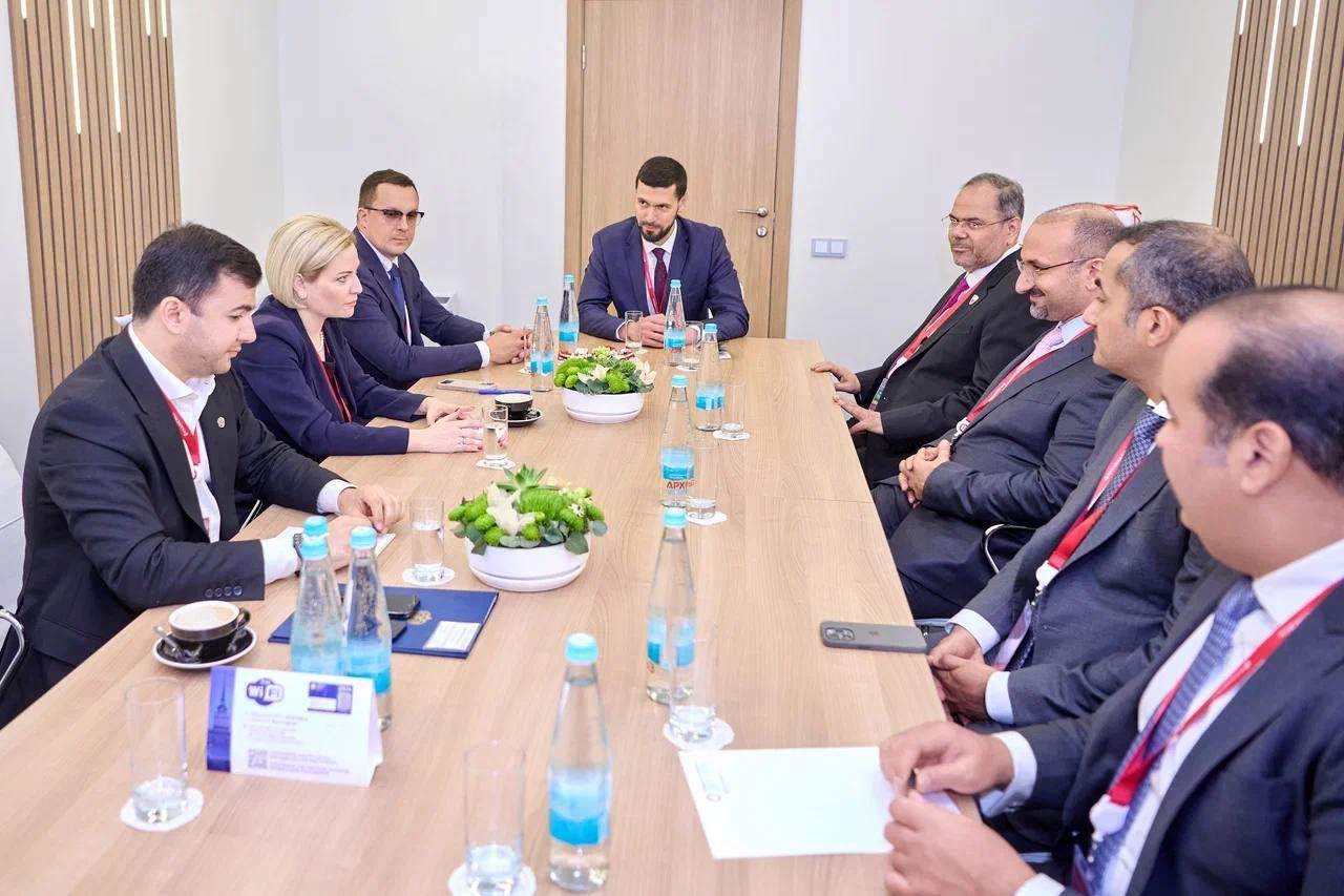 Upon 27th St. Petersburg International Economic Forum (SPIEF) Minister of Industry and Commerce Meets Russian Minister of Culture