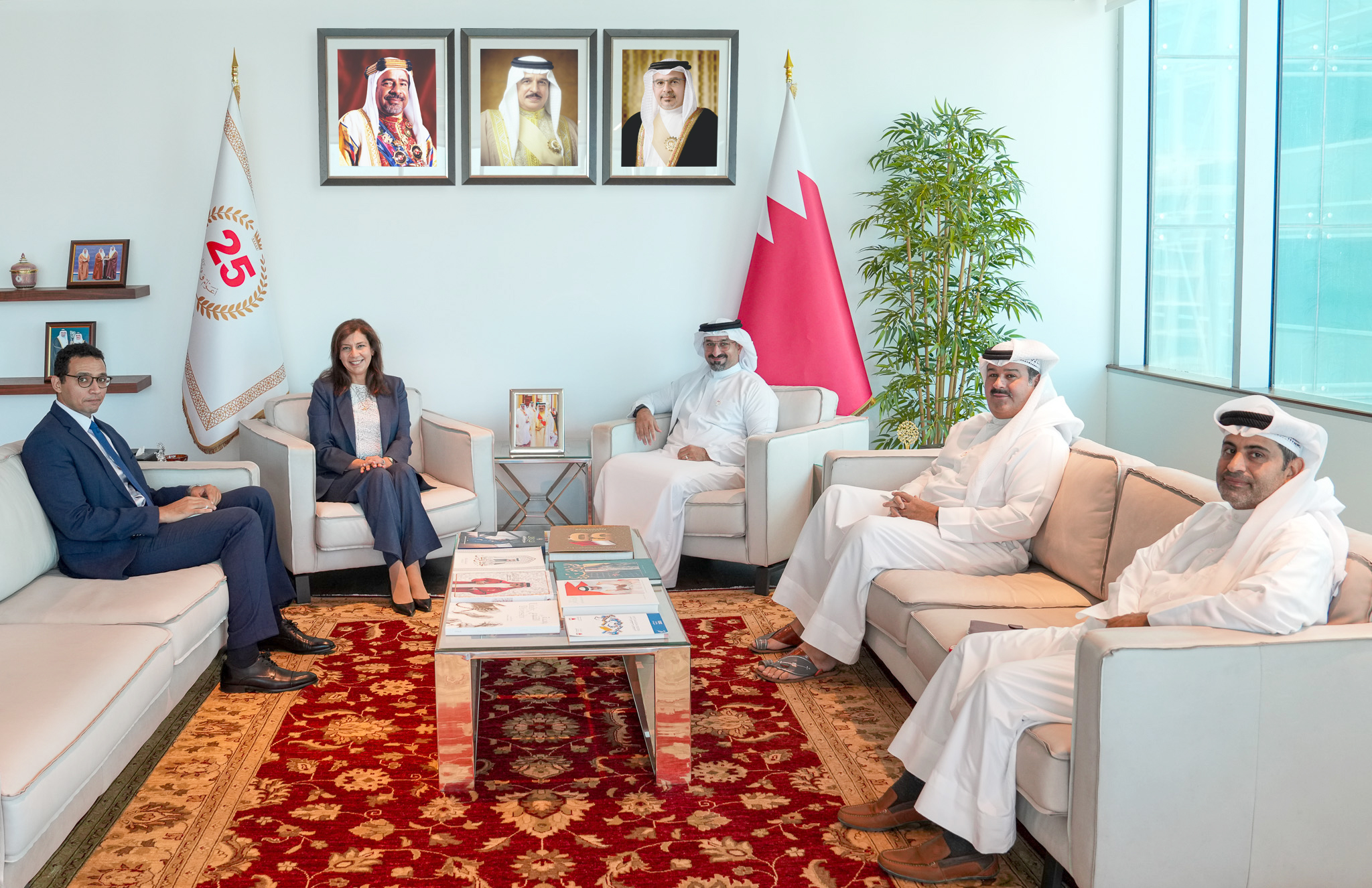 The Minister of Industry and Commerce Receives Egyptian Ambassador 