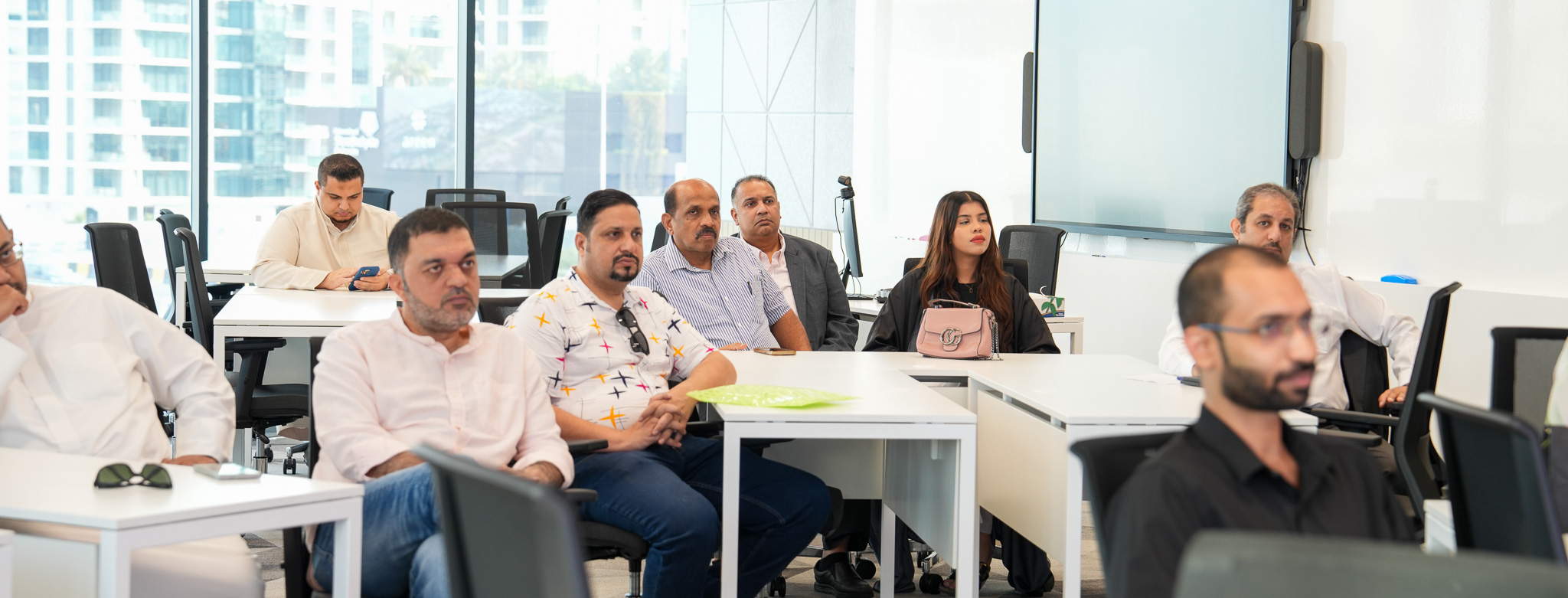 التغطية الإعلامية لبرنامج روا​د التجارة الرقمية في الخارج​​