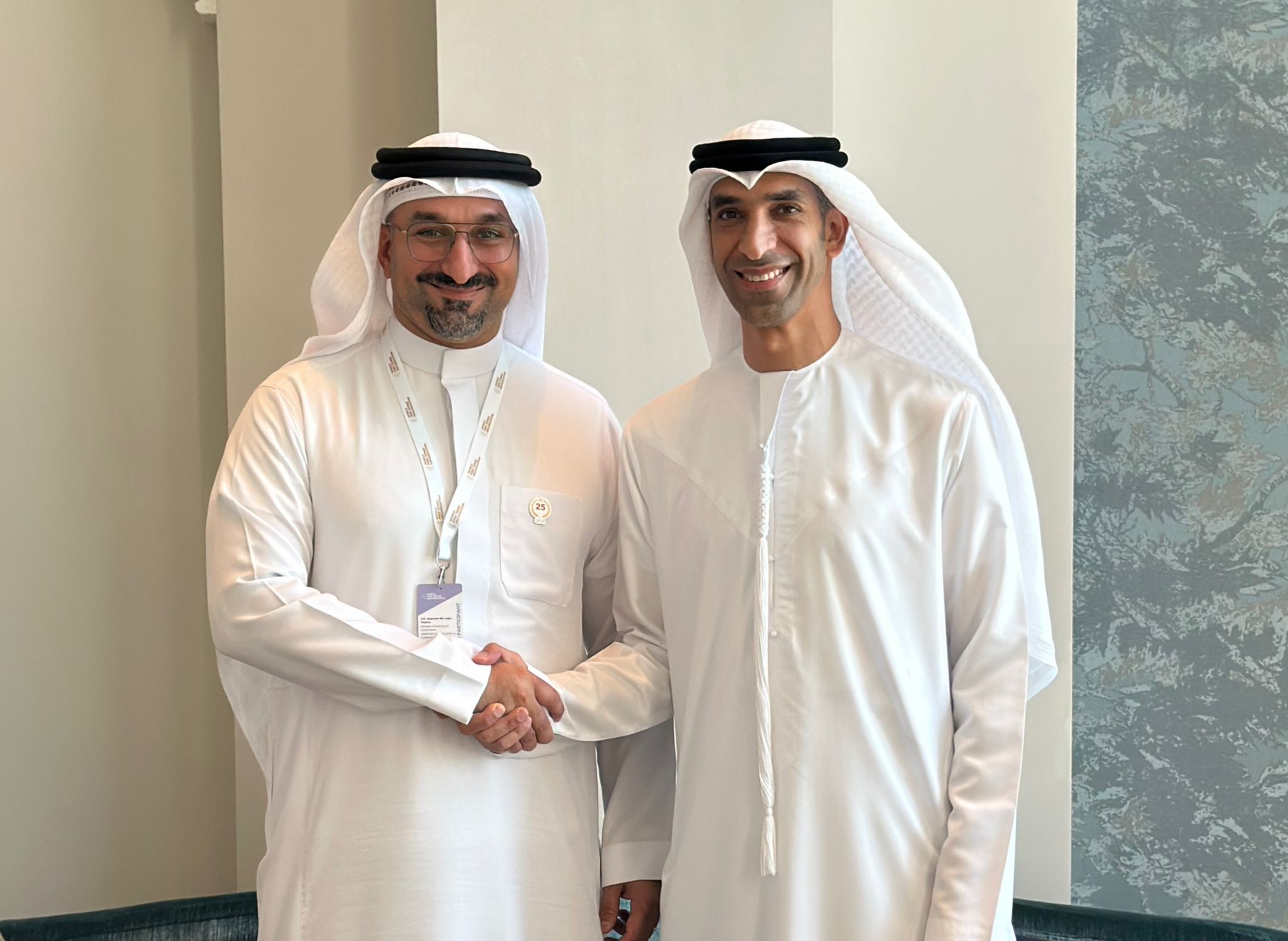 وزير الصناعة والتجارة  يشارك في الدورة العاشرة للمؤتمر الدولي السنوي للمنظمة العالمية للمناطق الحرة المقامة في دبي   