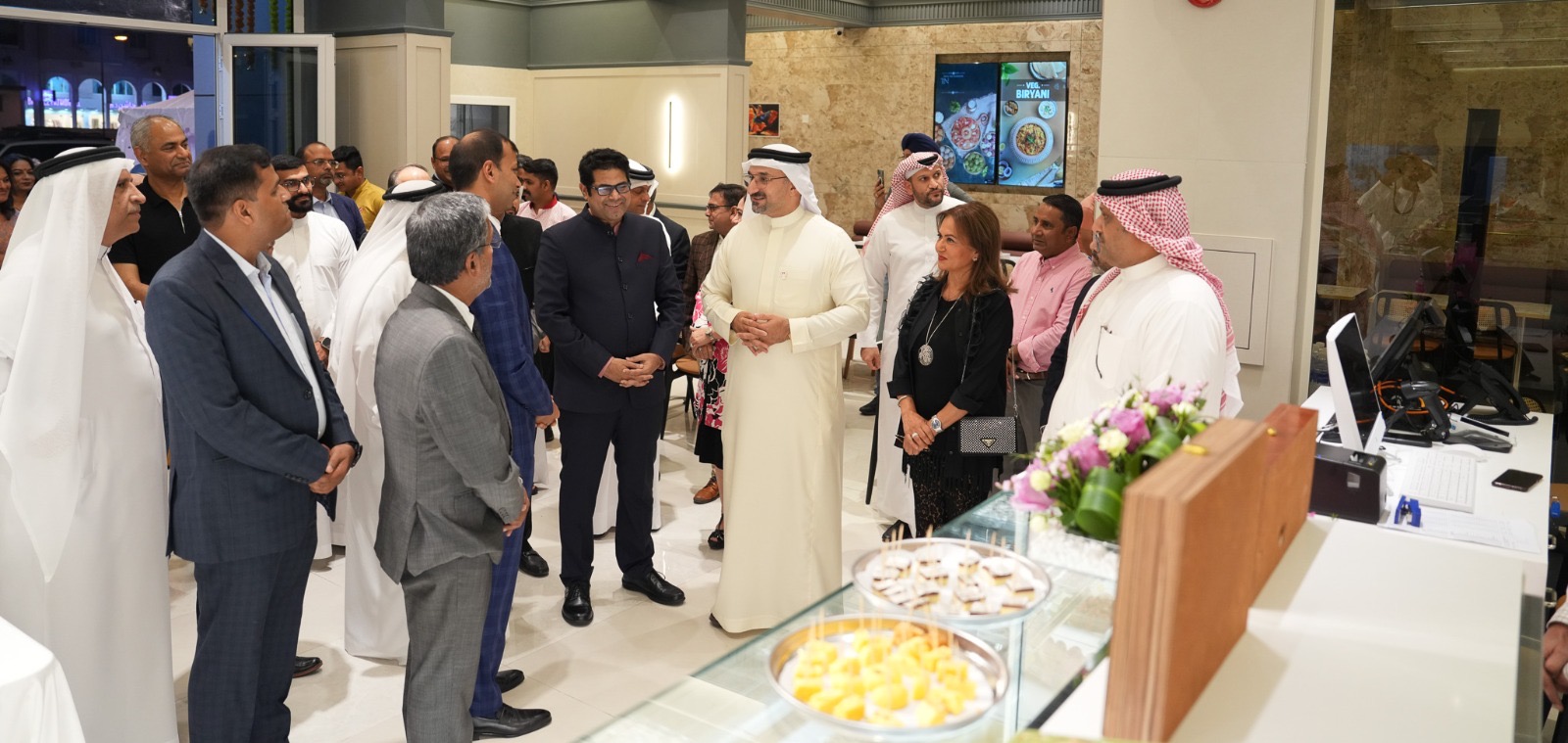 بحضور وزير الصناعة والتجارة.. افتتاح الفرع الأول لسلسلة مطاعم بيكانرفالا  الهندية في مملكة البحرين