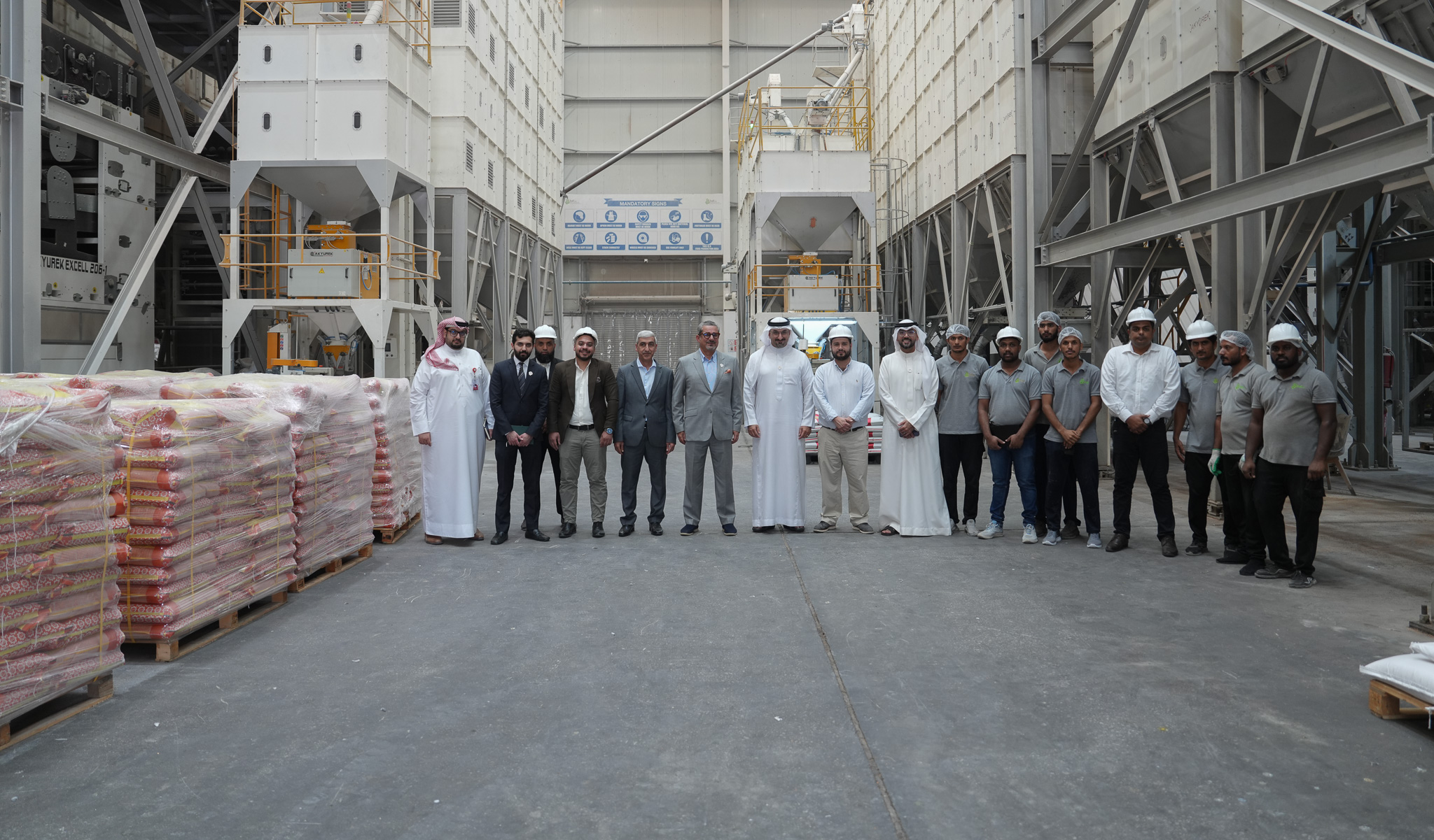 Industry and Commerce Minister Hails Development of Bahrain’s Industrial Sector 