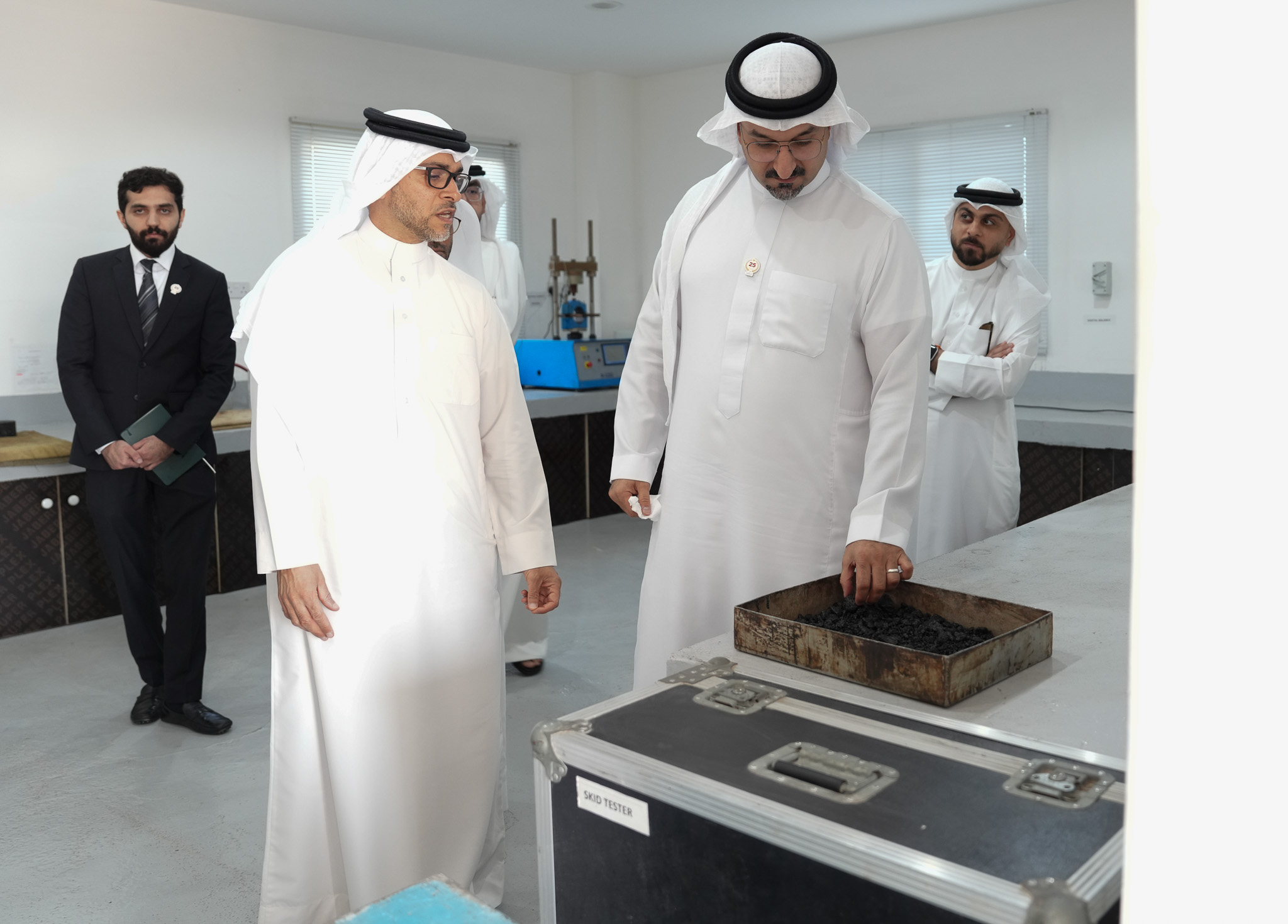 Industry and Commerce Minister Hails Development of Bahrain’s Industrial Sector 