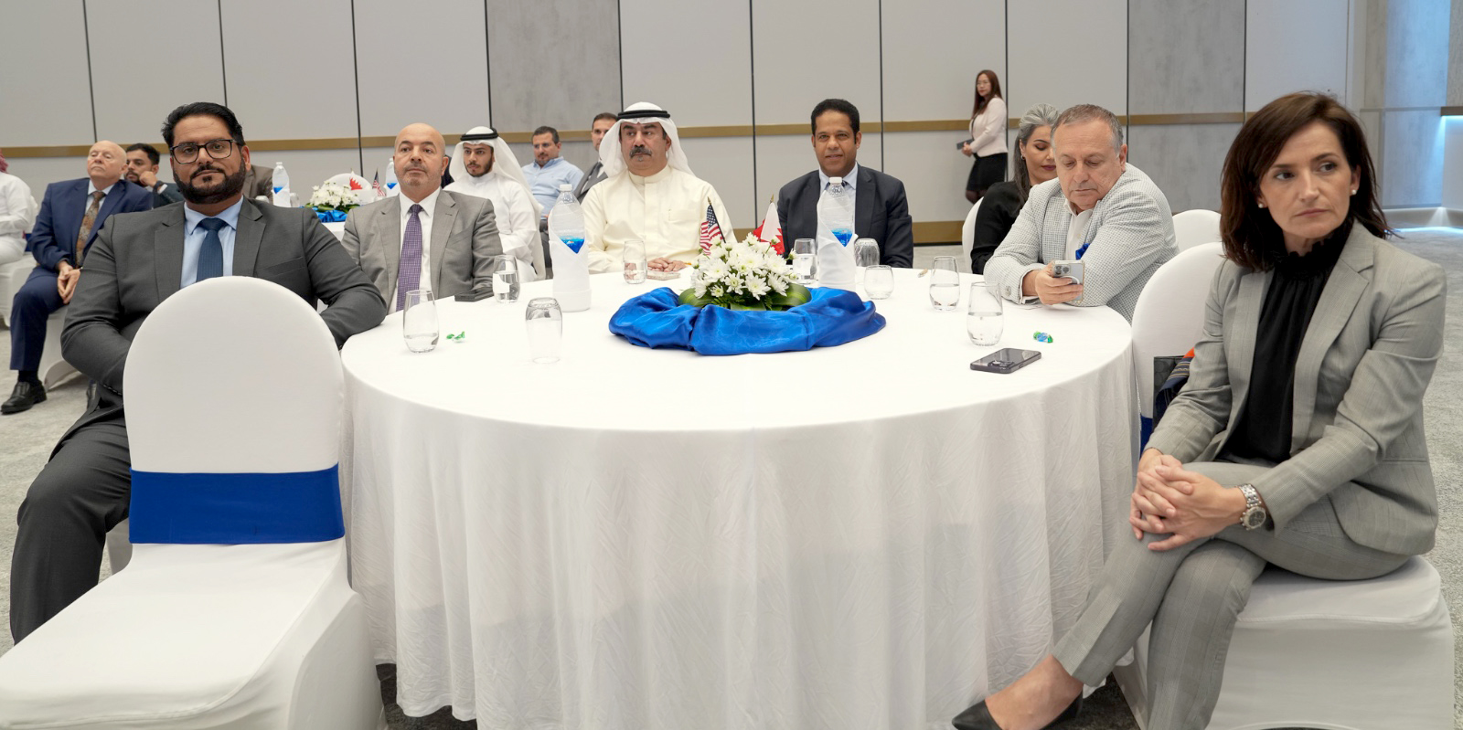 وزير الصناعة والتجارة متحدثا رئيسياً في الحفل السنوي لغرفة التجارة الأمريكية في البحرين 