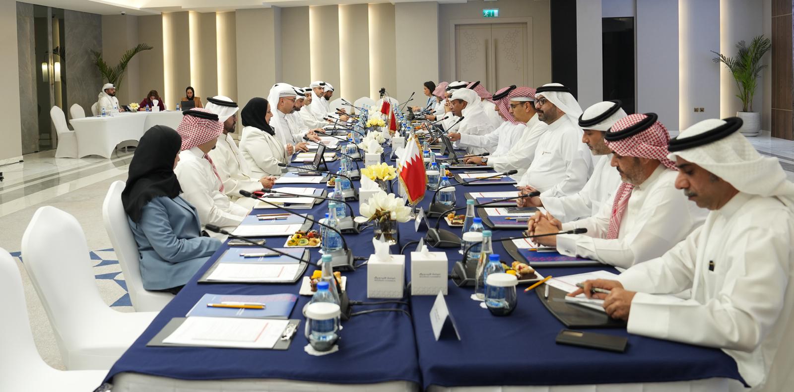 اللجنة الاقتصادية المشتركة بين وزارة الصناعة والتجارة وغرفة تجارة وصناعة البحرين تعقد اجتماعها الخامس والأربعين
