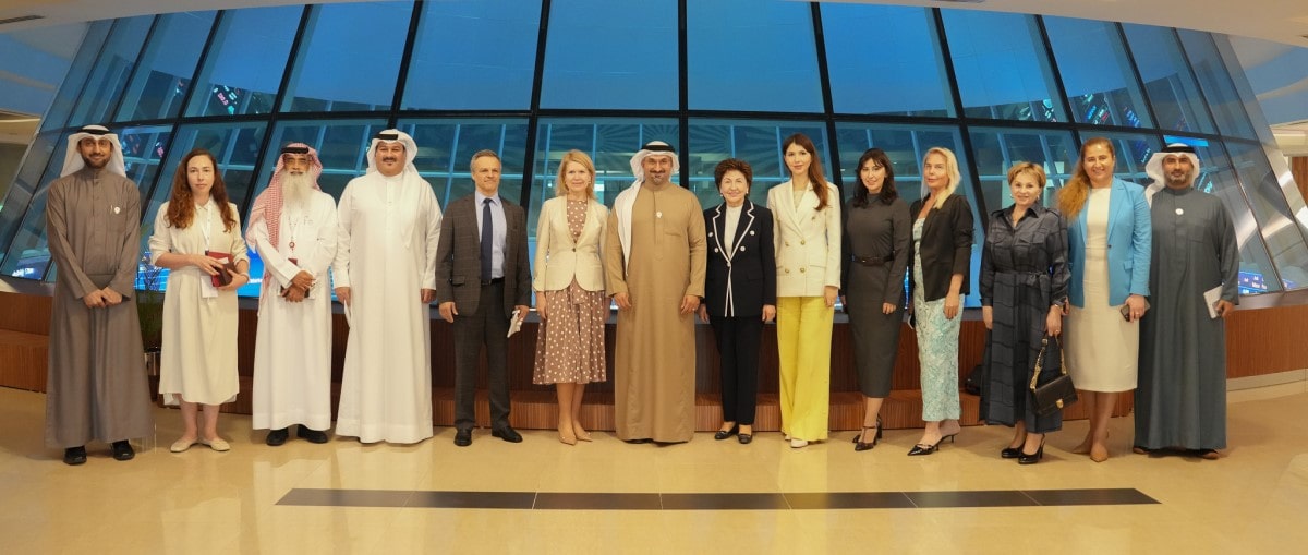 وزير الصناعة والتجارة يجتمع بنائب وزير الصناعة والتجارة الروسية
