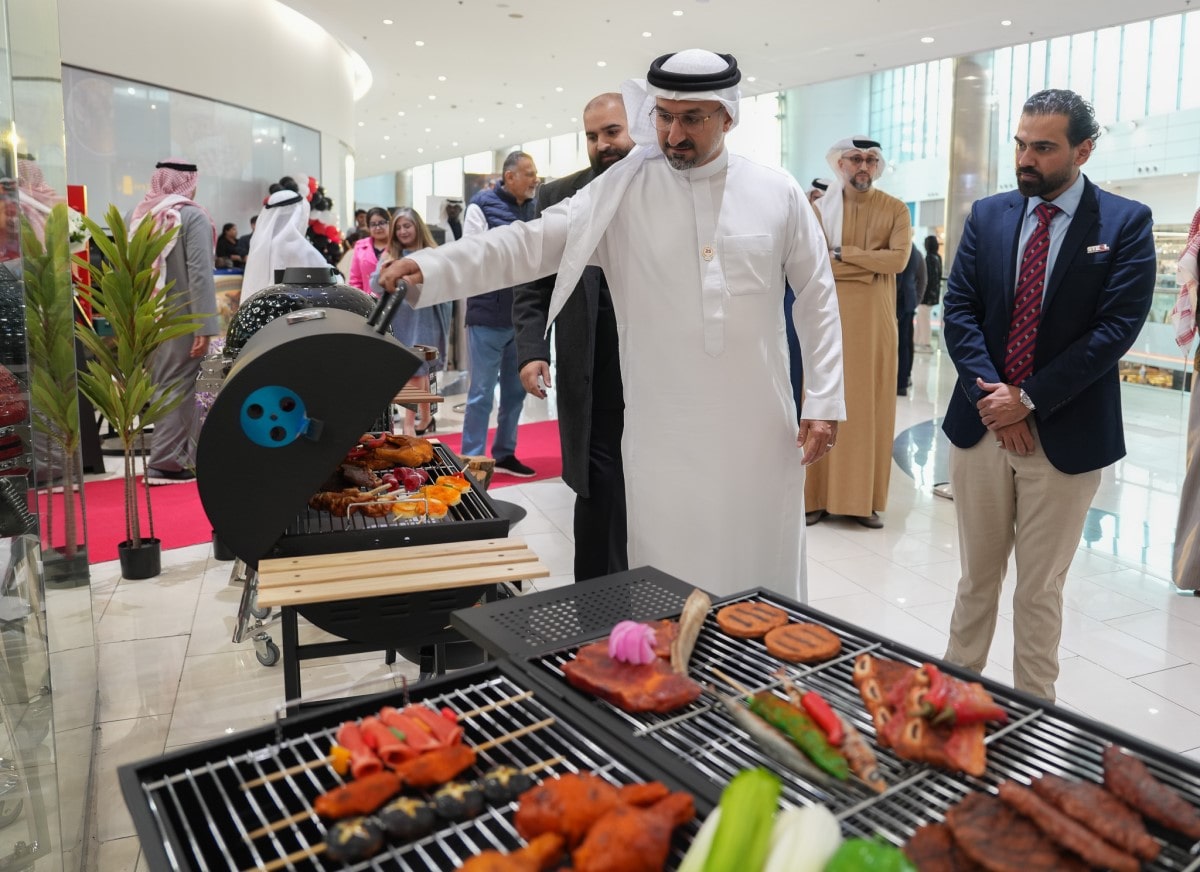 Minister of Industry and Commerce Attends Steel Masters Opening at Seef Mall