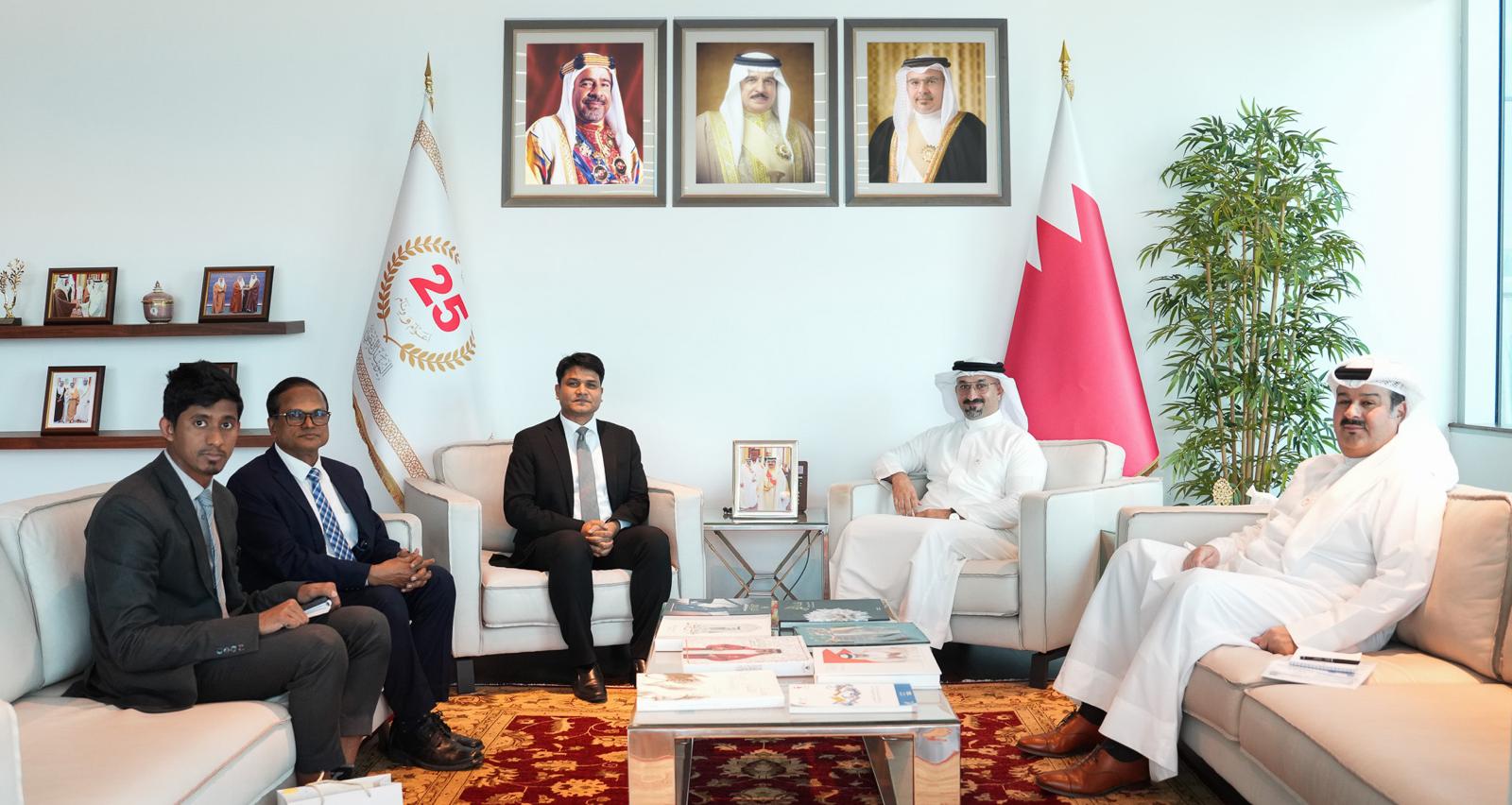 The Minister of Industry and Commerce receives Bangladesh Chargé d&#039;Affaires
