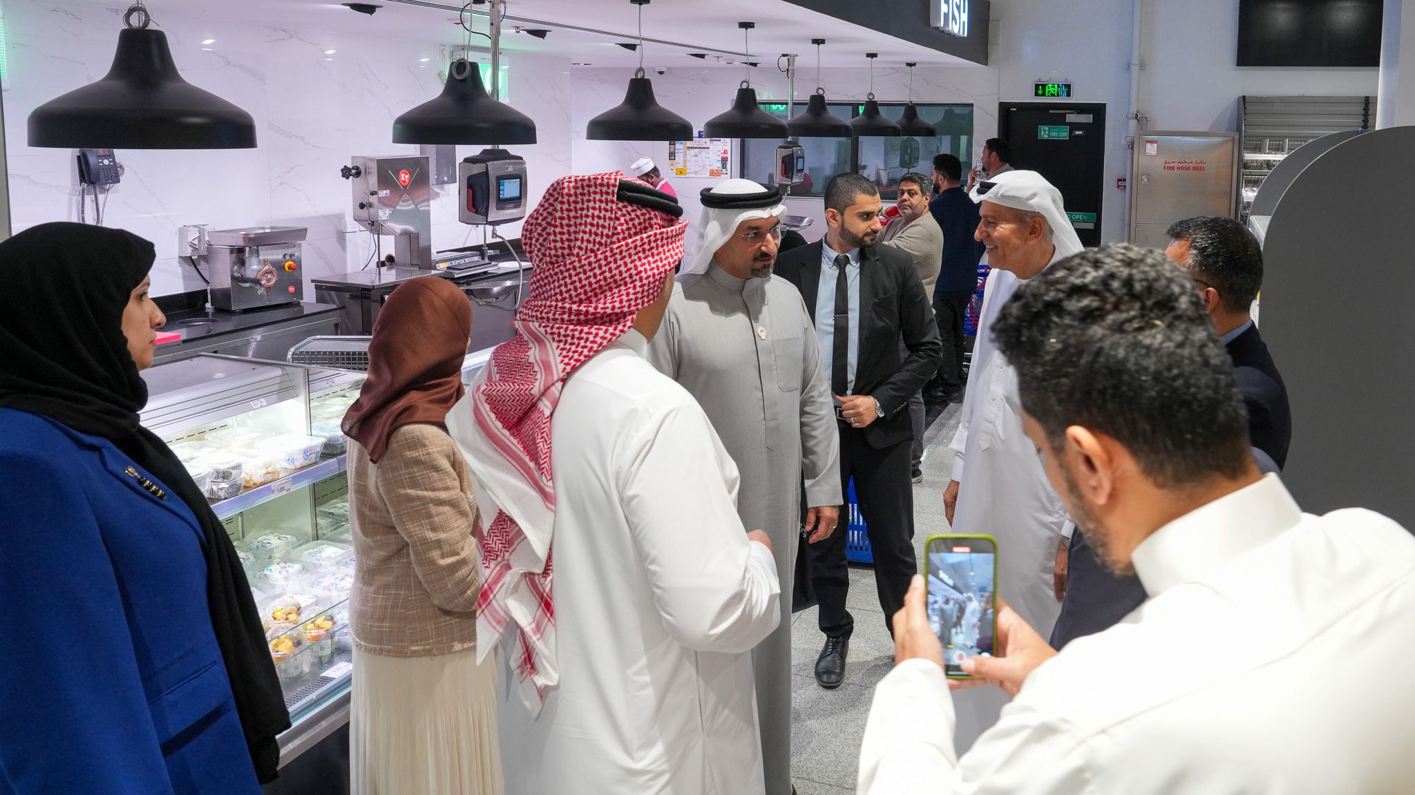 Minister of Industry and Commerce Overviews Ramadan Preparations in Helli and Danube