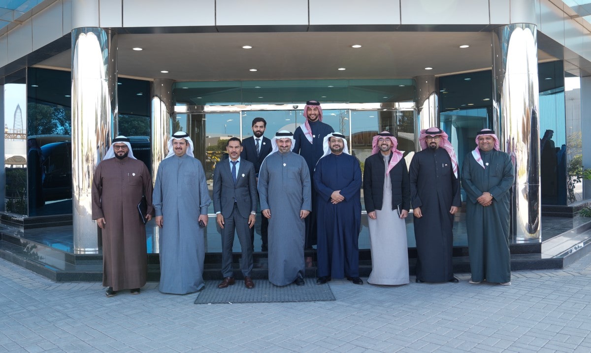 Minister of Industry and Commerce Visits "ASRY"