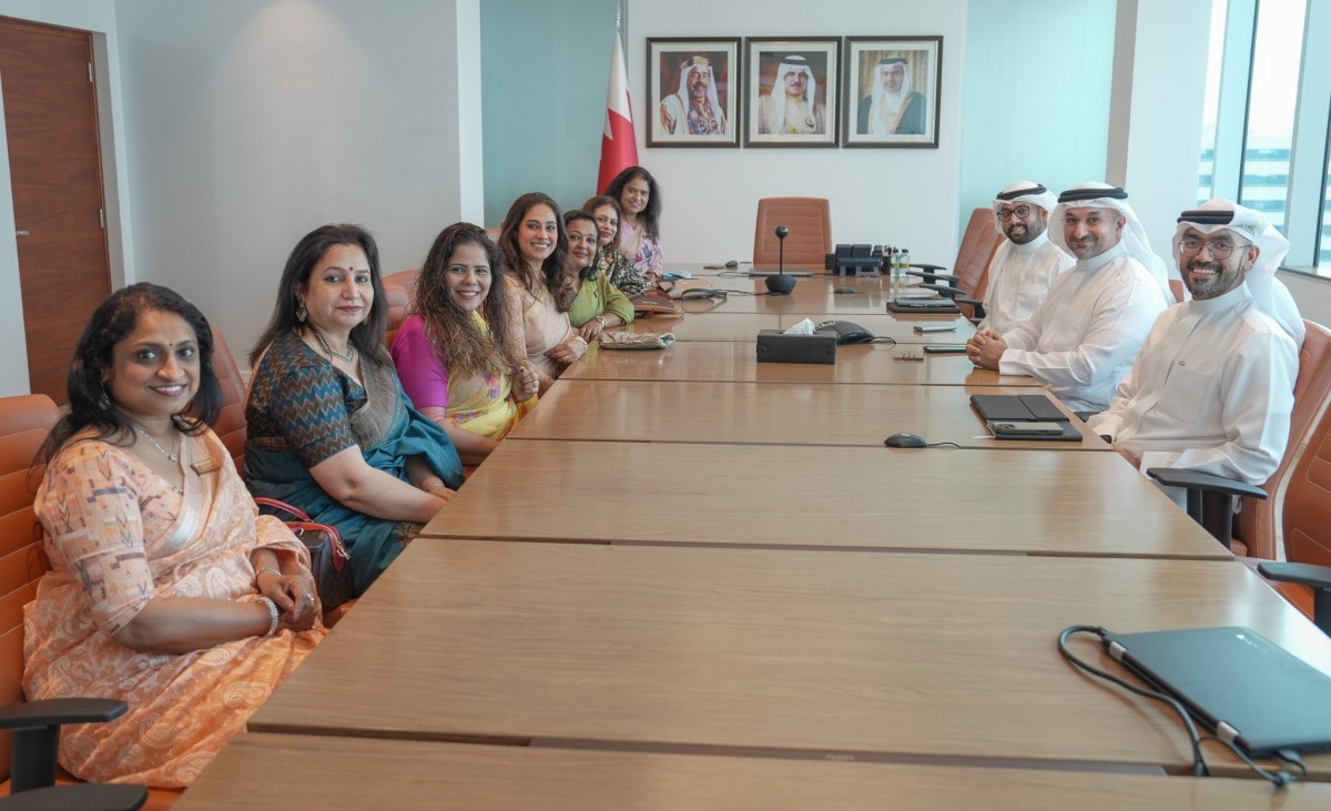 Minister of Industry and Commerce Receives Chairwoman of the Indian Ladies Association